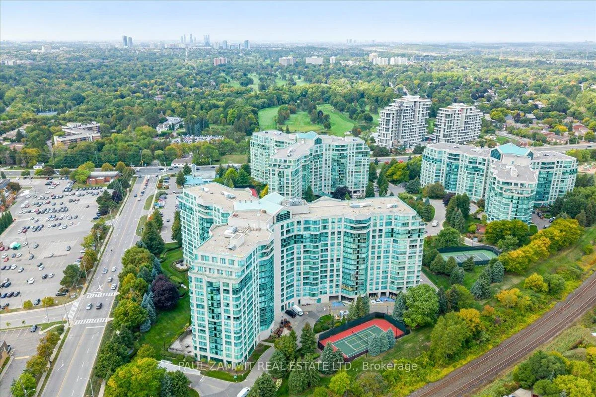 Photo 33 of Unit 323, 7905 Bayview Avenue, Markham, Aileen-Willowbrook — HOMEH