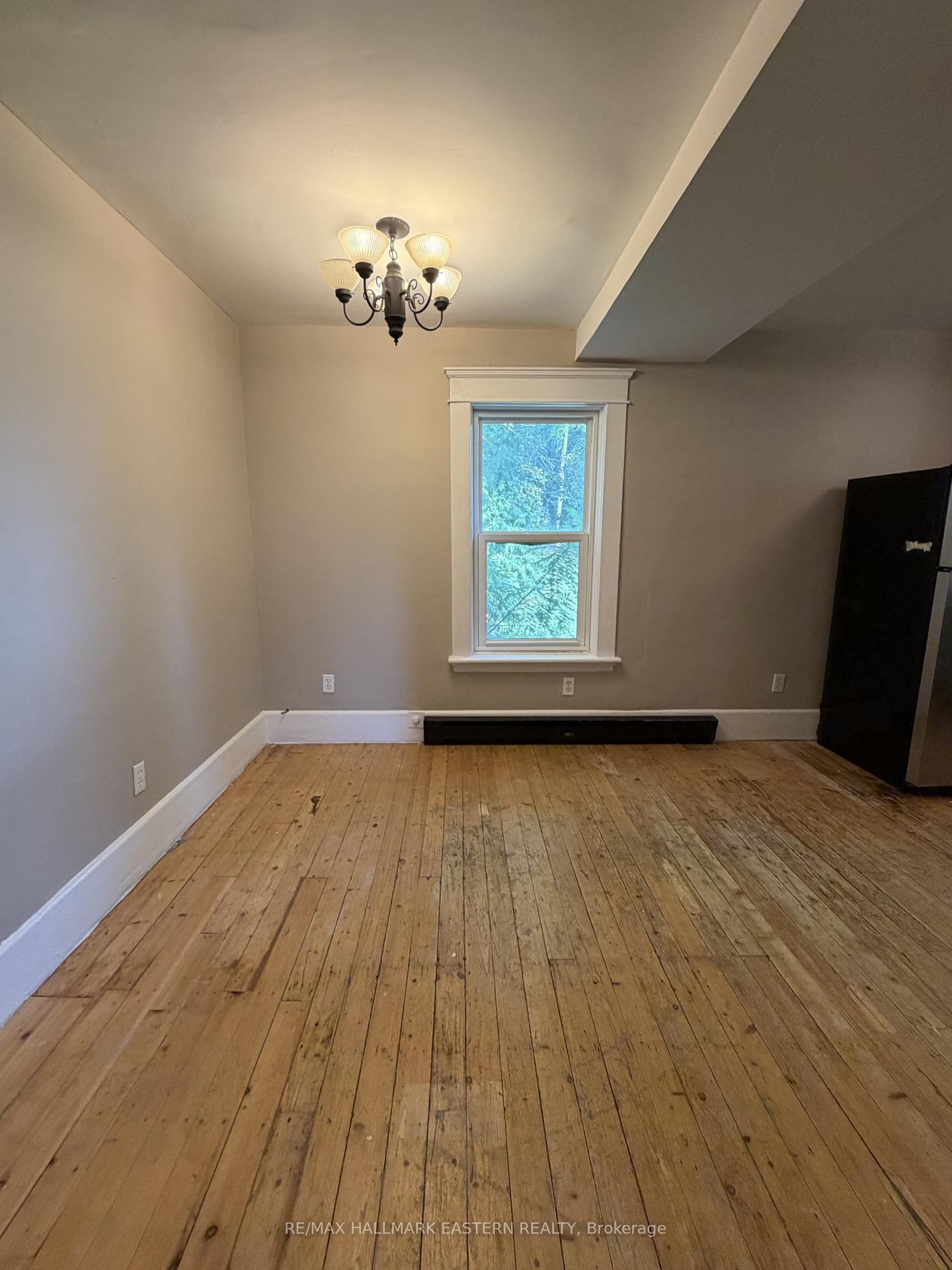 Photo 7 of 242 Dublin Street, Peterborough, Town Ward 3 — HOMEH