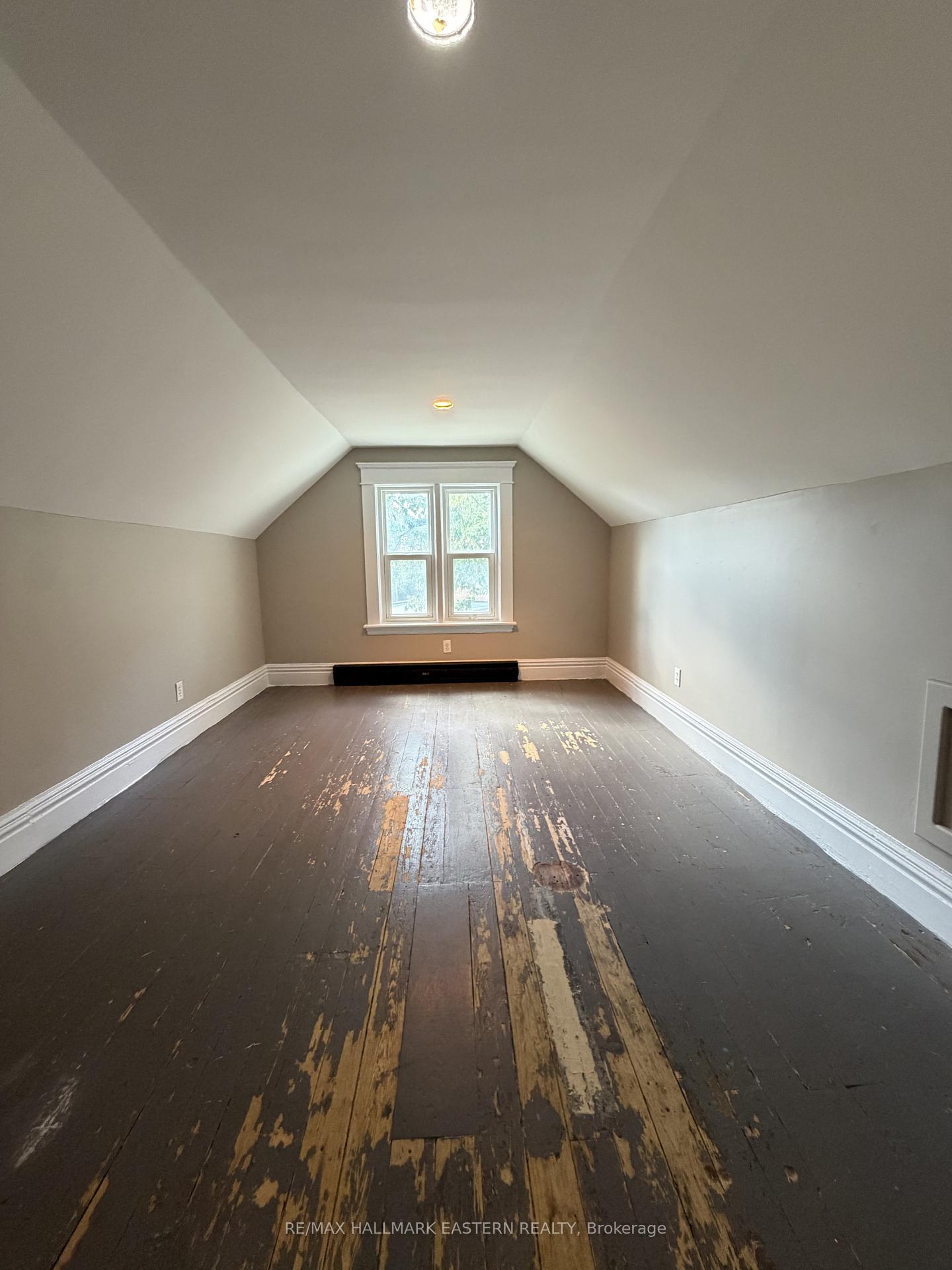 Photo 13 of 242 Dublin Street, Peterborough, Town Ward 3 — HOMEH