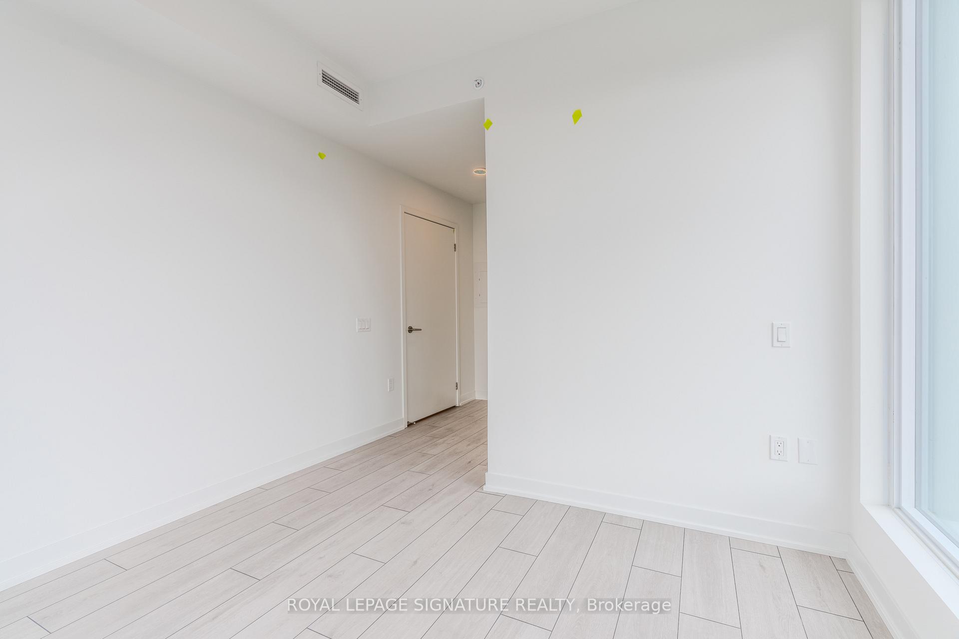 Photo 3 of Unit 1305, 39 Mary Street, Barrie, City Centre — HOMEH