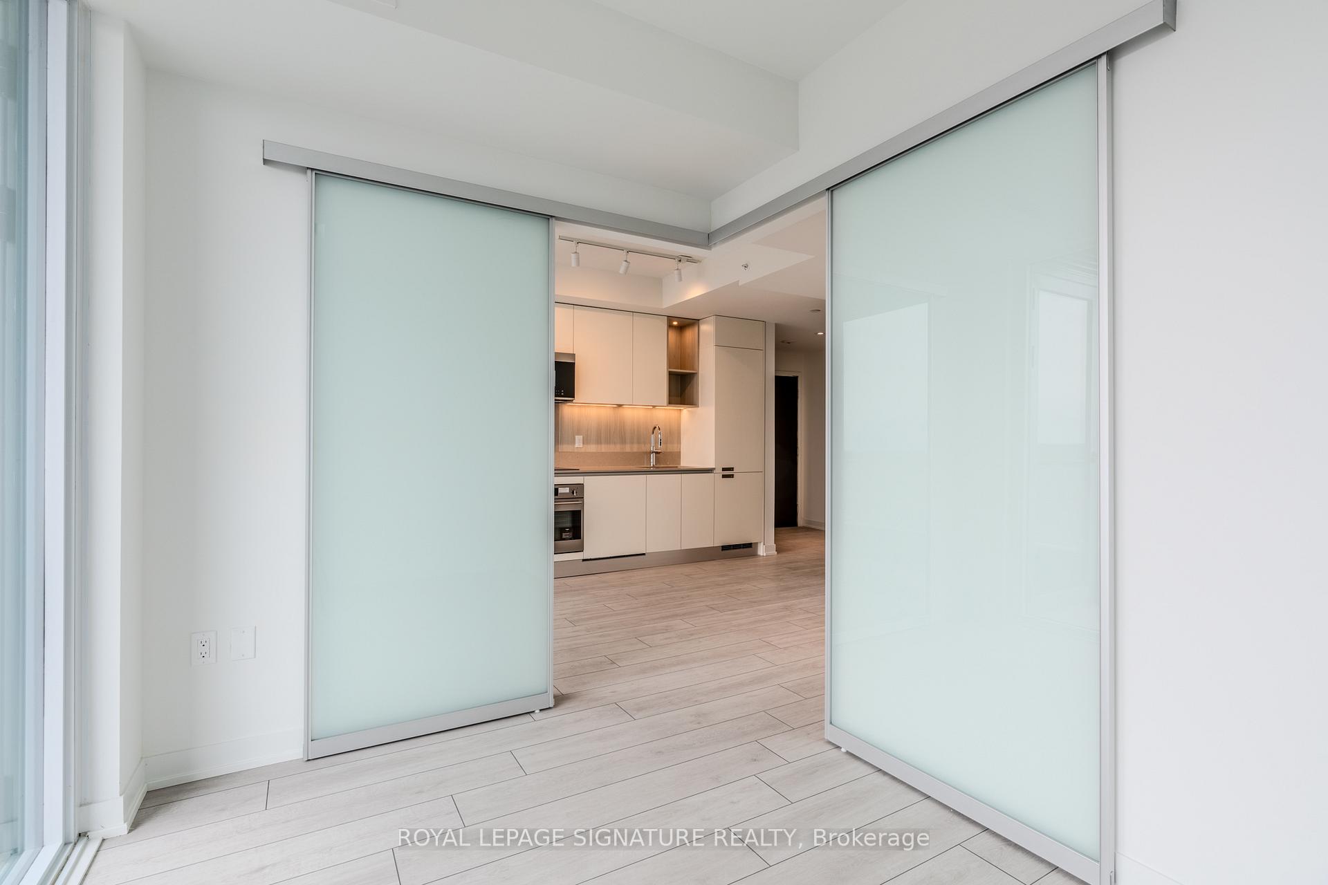 Photo 25 of Unit 1305, 39 Mary Street, Barrie, City Centre — HOMEH