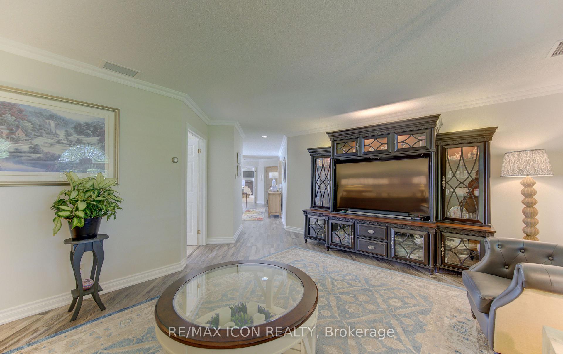 Photo 39 of Unit 31, 45 Blue Springs Drive, Waterloo, Colonial Acres — HOMEH
