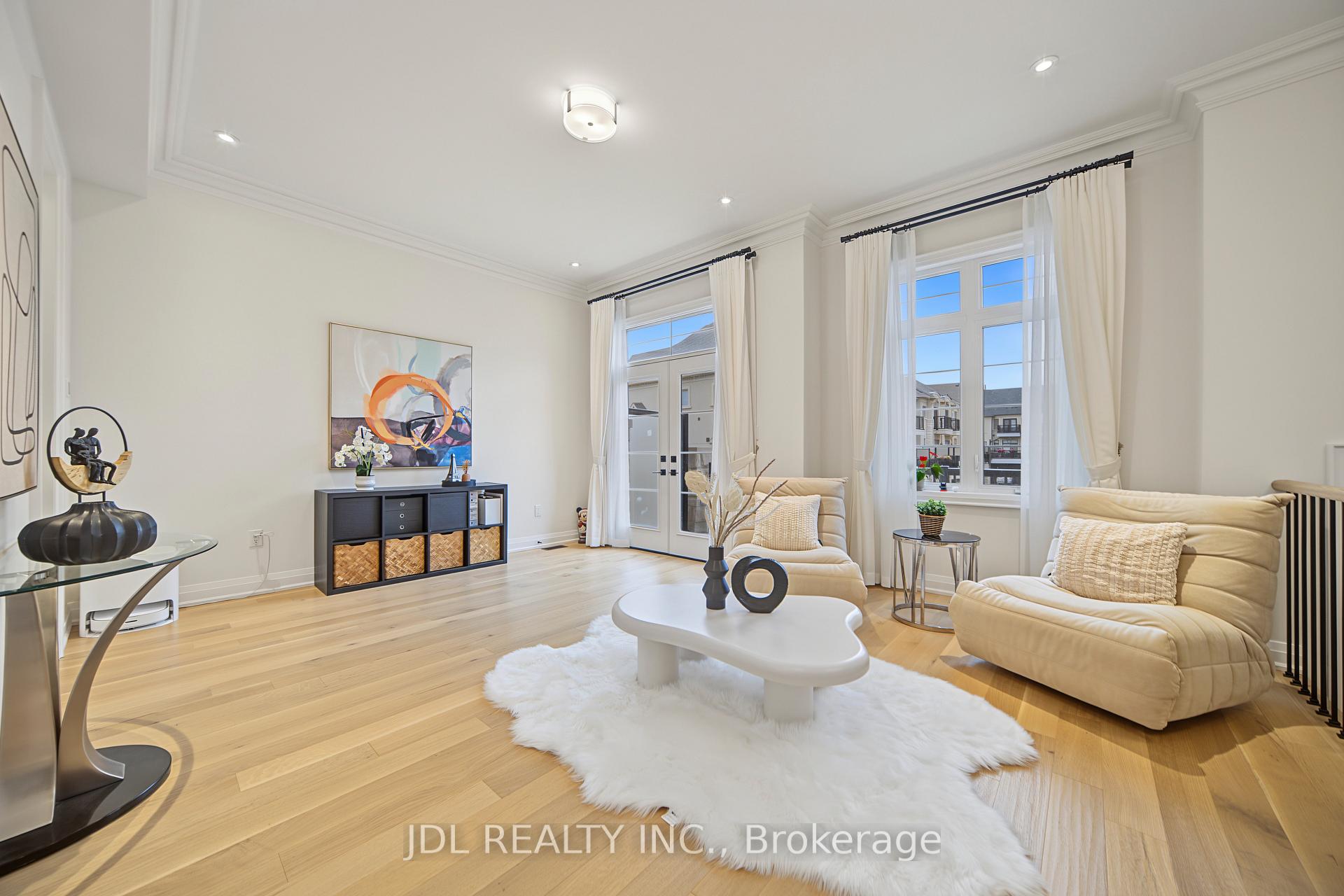 Photo 6 of 41 West Village Lane, Markham, Angus Glen — HOMEH