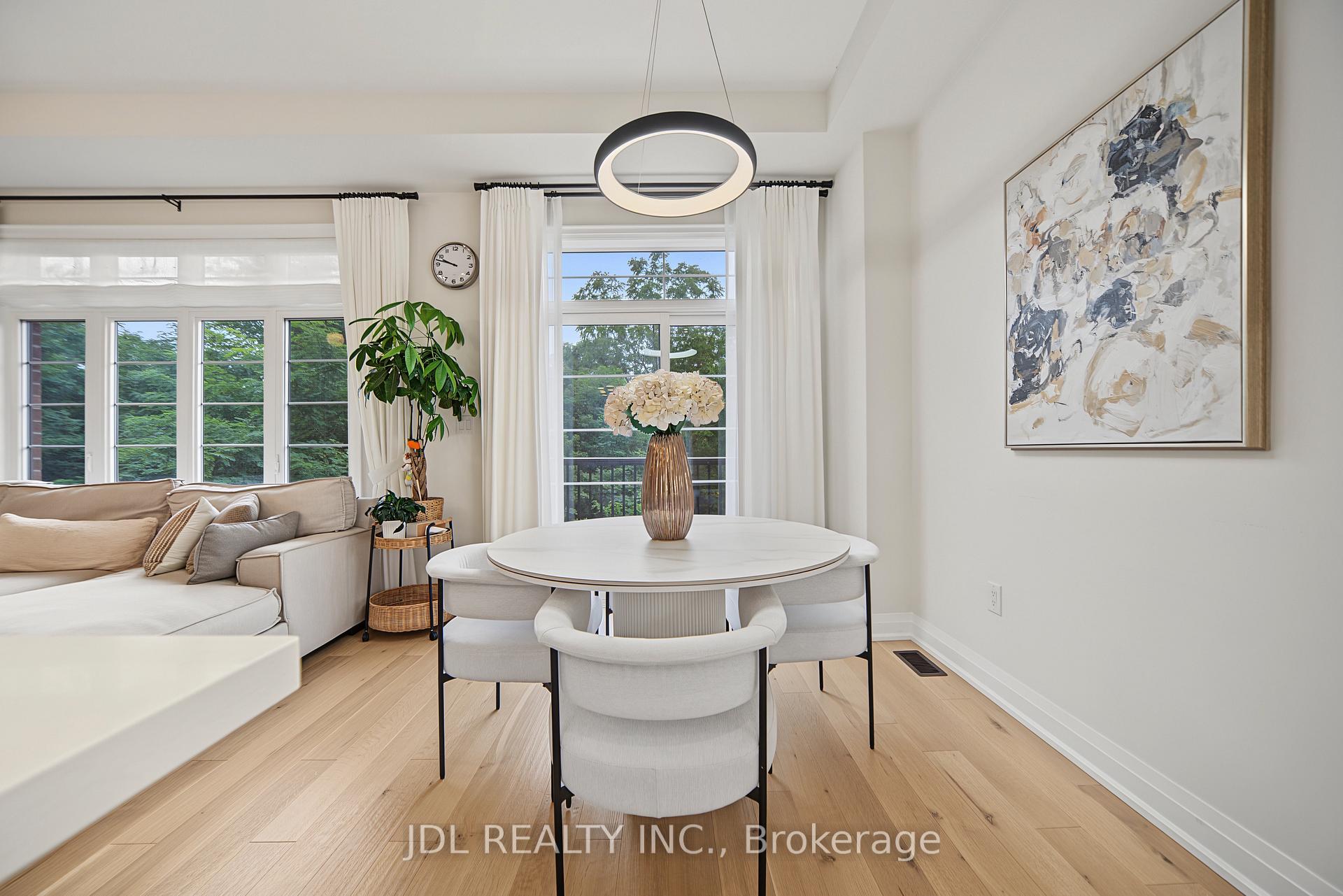 Photo 17 of 41 West Village Lane, Markham, Angus Glen — HOMEH
