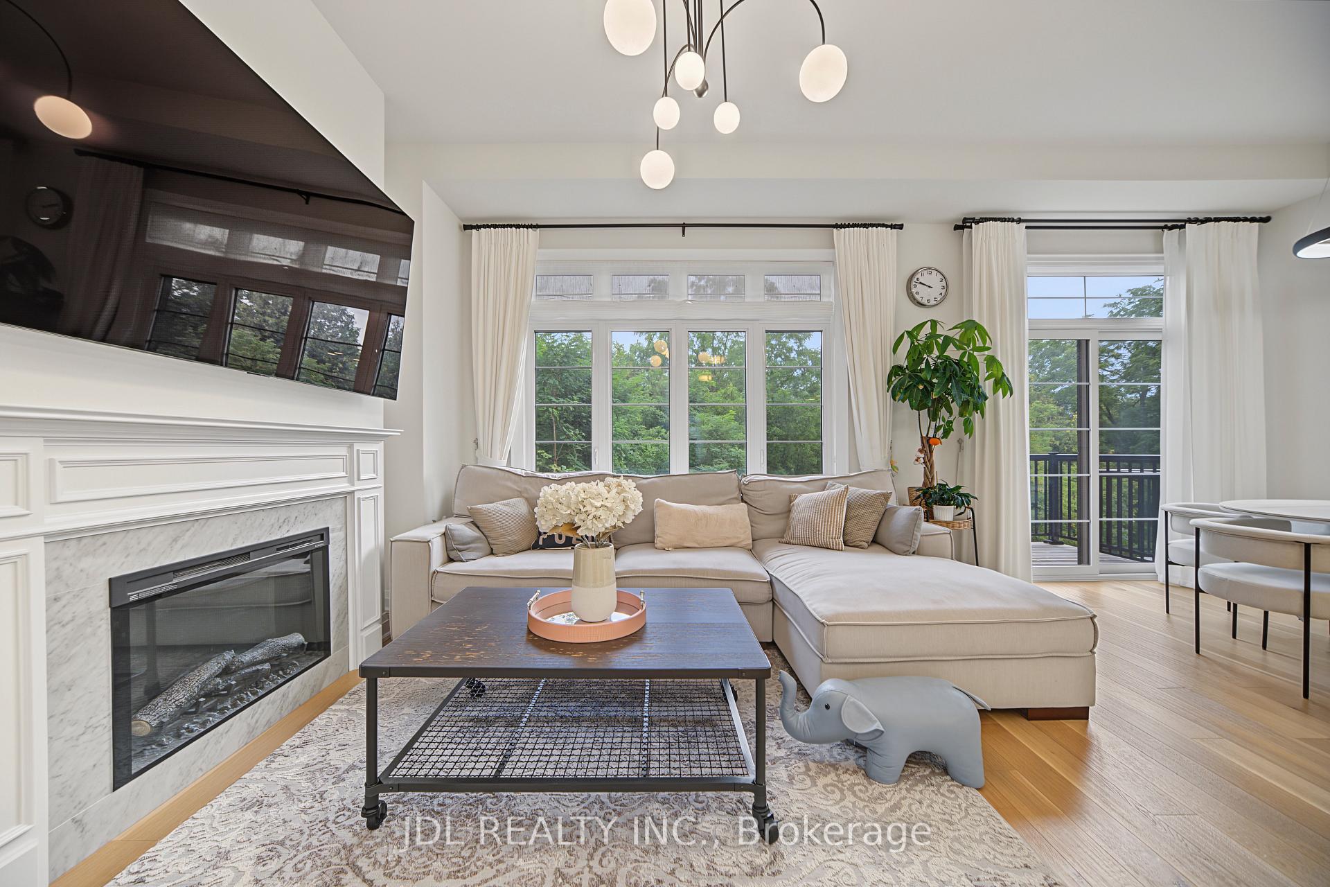 Photo 23 of 41 West Village Lane, Markham, Angus Glen — HOMEH