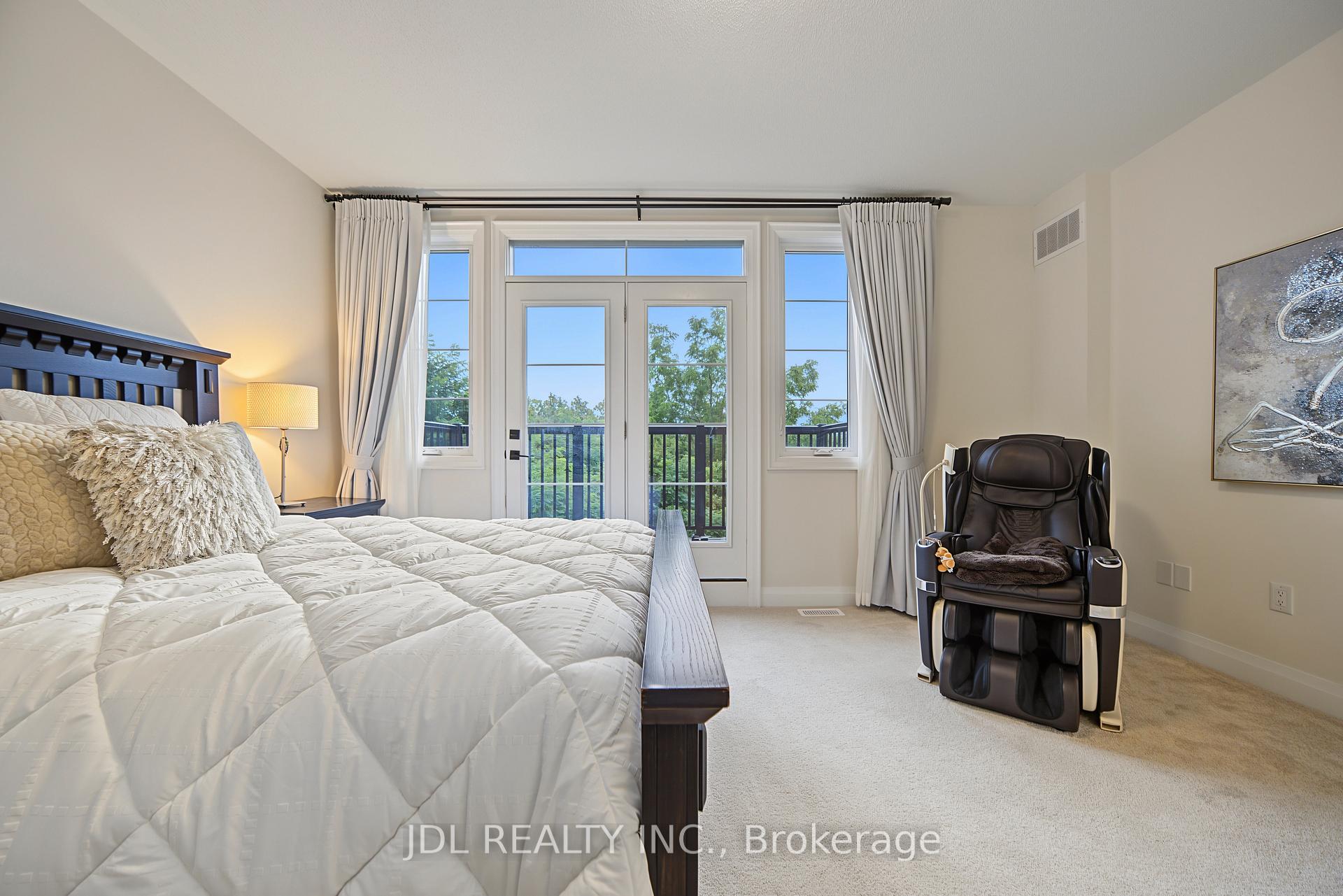Photo 27 of 41 West Village Lane, Markham, Angus Glen — HOMEH