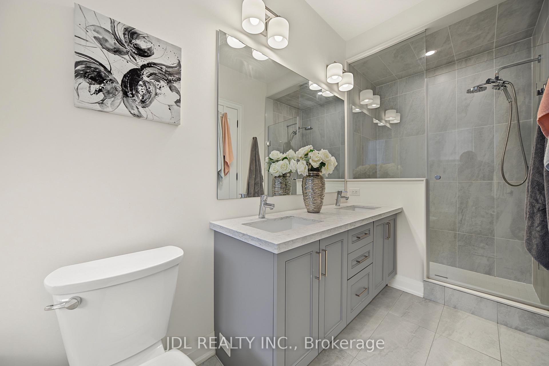 Photo 28 of 41 West Village Lane, Markham, Angus Glen — HOMEH