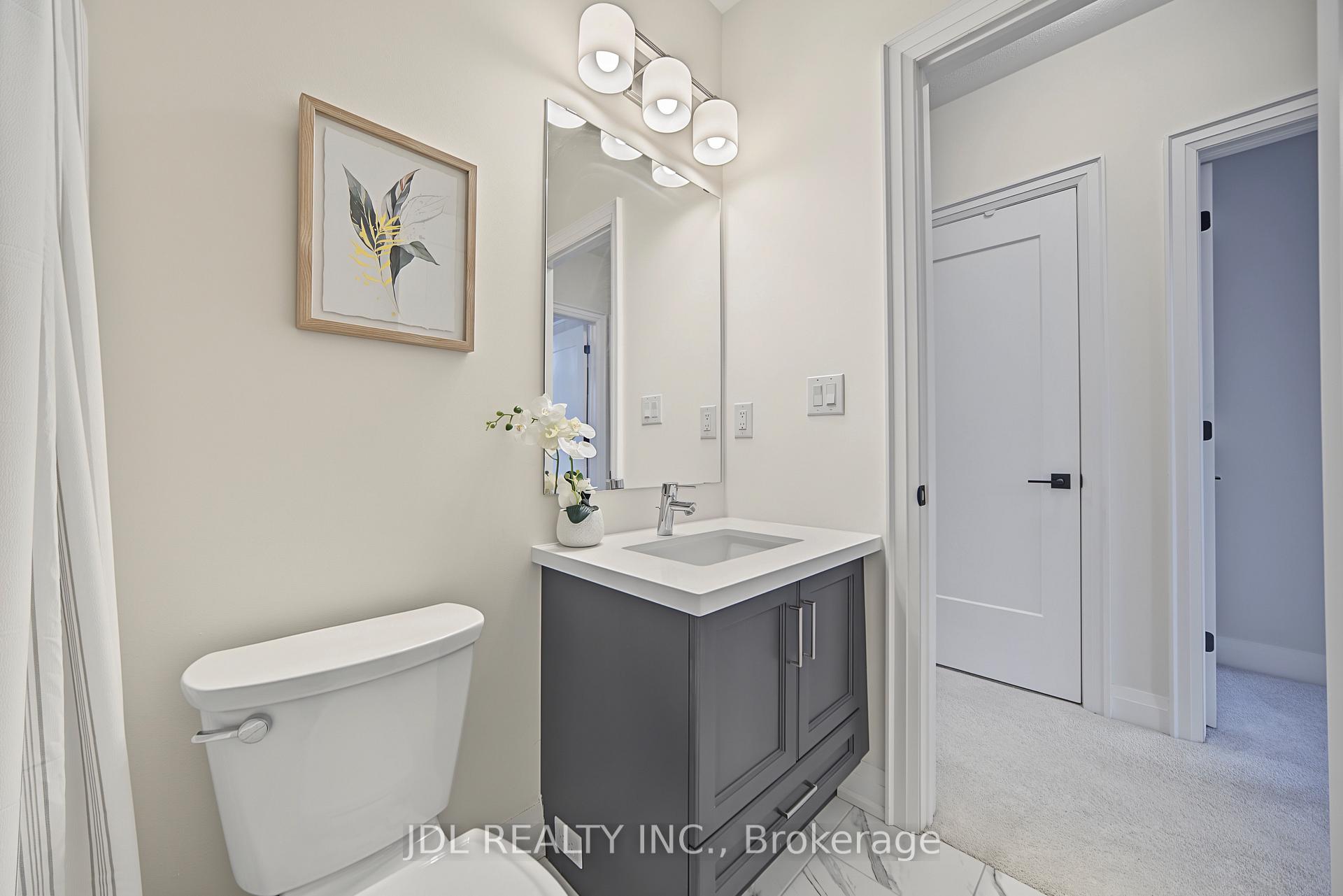Photo 38 of 41 West Village Lane, Markham, Angus Glen — HOMEH