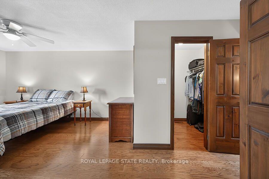 Photo 17 of 109 Maple Drive, Hamilton, Stoney Creek — HOMEH