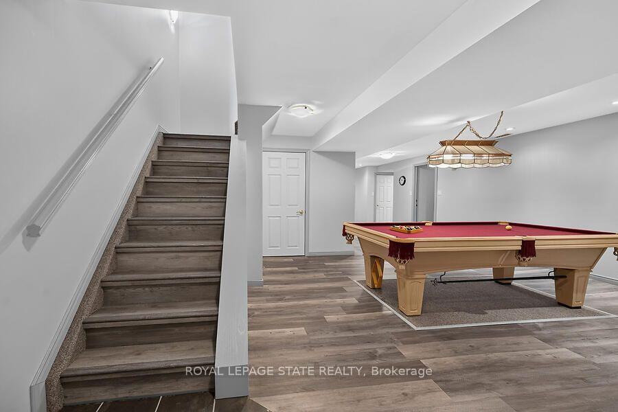 Photo 29 of 109 Maple Drive, Hamilton, Stoney Creek — HOMEH
