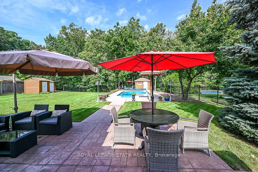 Photo 40 of 109 Maple Drive, Hamilton, Stoney Creek — HOMEH