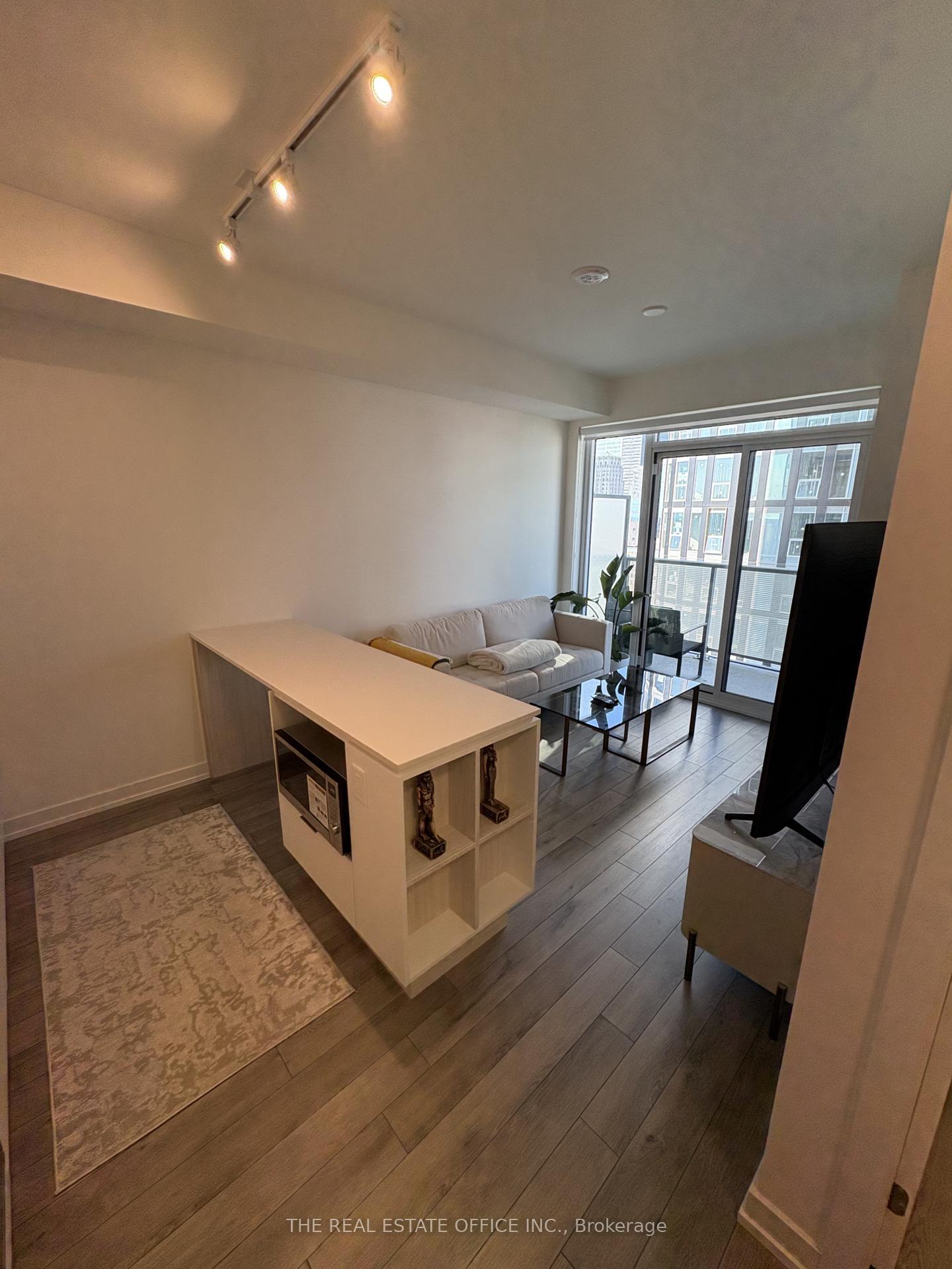 Photo 3 of Unit 3301, 89 Church Street, Toronto, Church-Yonge Corridor — HOMEH