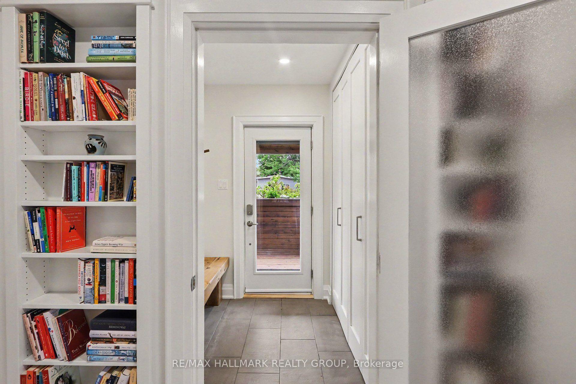 Photo 4 of 70 Laval Street, Ottawa, Vanier — HOMEH