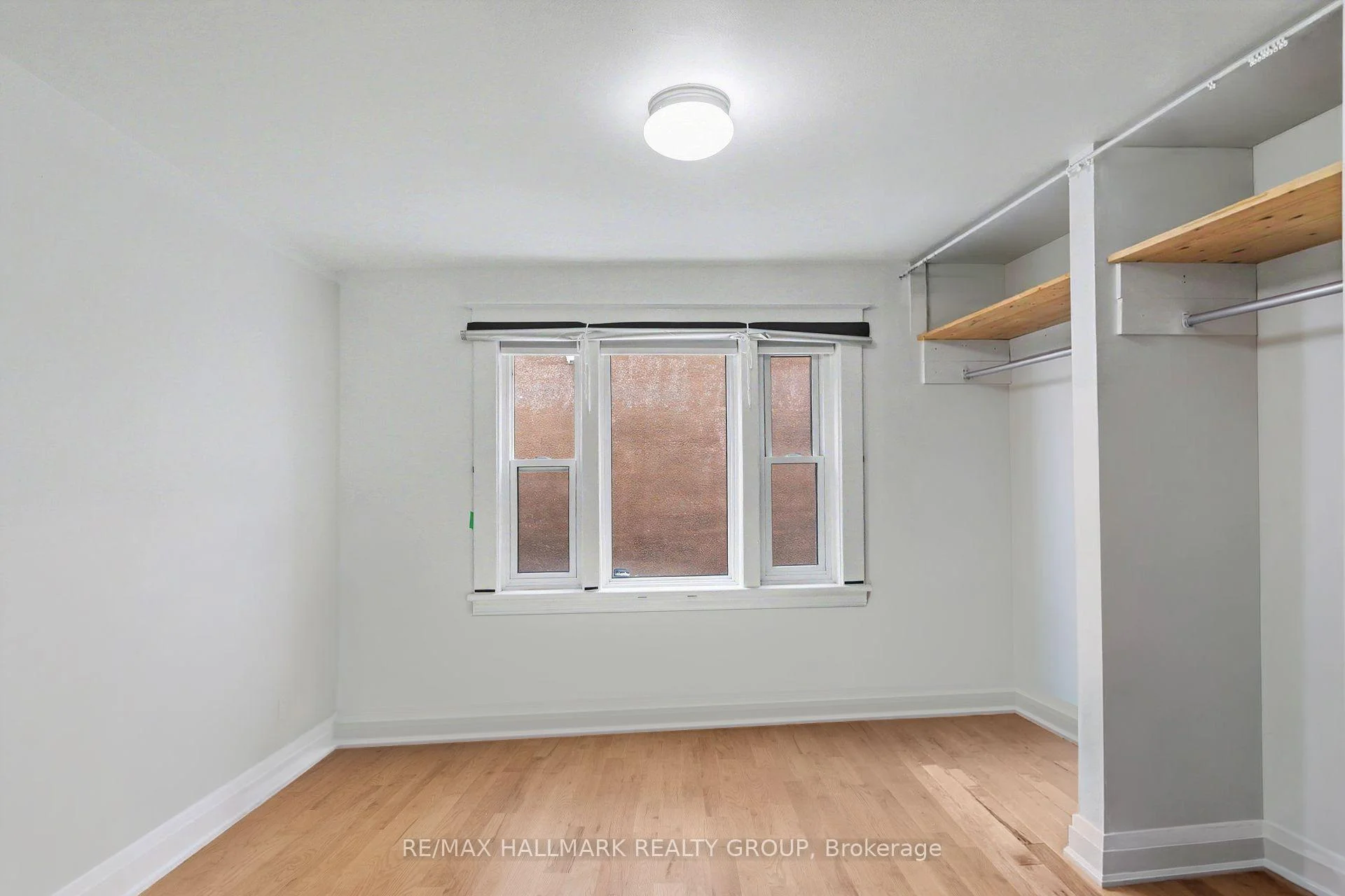 Photo 26 of 70 Laval Street, Ottawa, Vanier — HOMEH