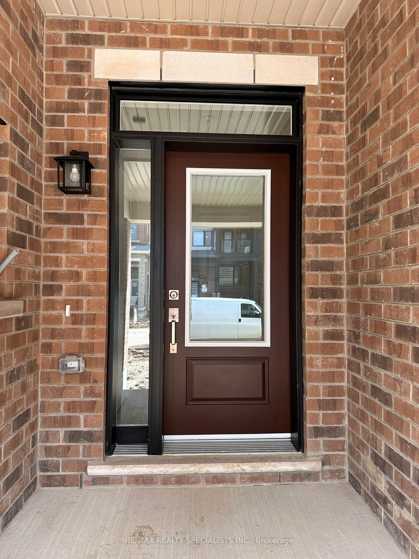 Photo 1 of Unit UPPER, 26 Thornbird Crescent, Brampton, Northwest Brampton — HOMEH