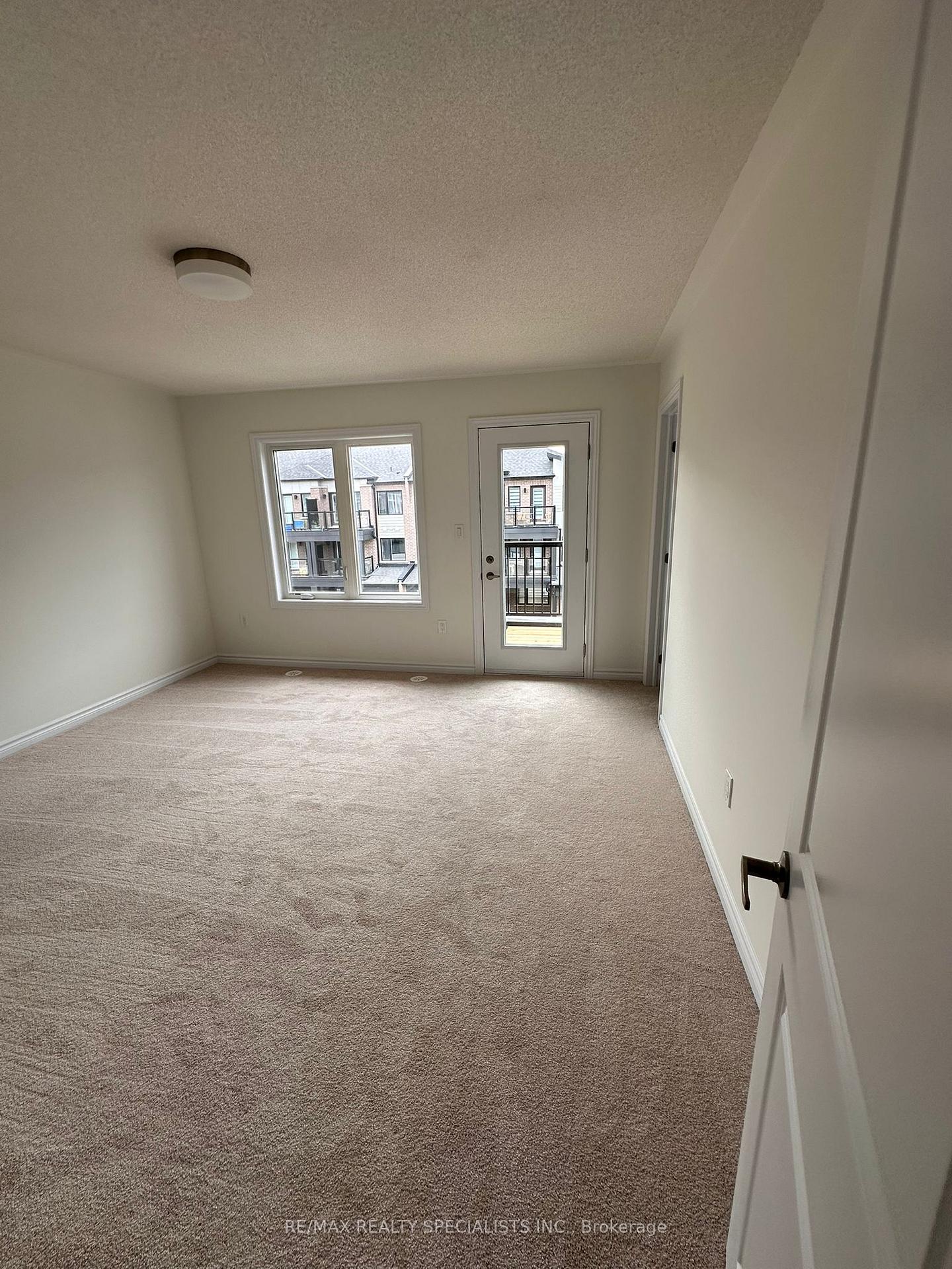 Photo 18 of Unit UPPER, 26 Thornbird Crescent, Brampton, Northwest Brampton — HOMEH