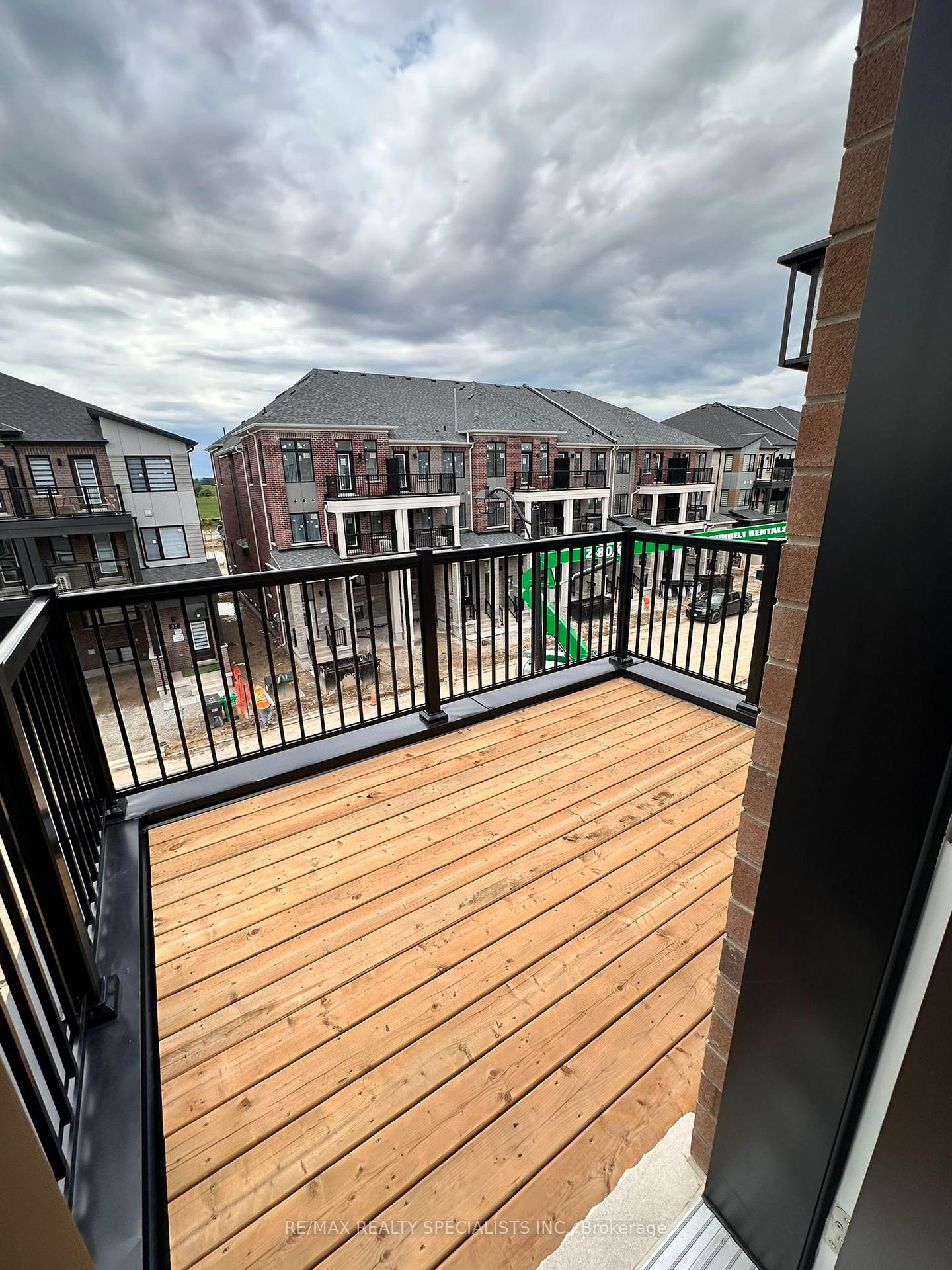 Photo 22 of Unit UPPER, 26 Thornbird Crescent, Brampton, Northwest Brampton — HOMEH