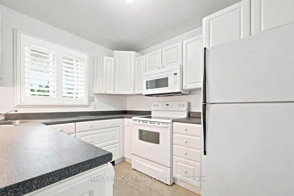 Photo 10 of 100 Glendale Avenue, Deep River, Deep River — HOMEH