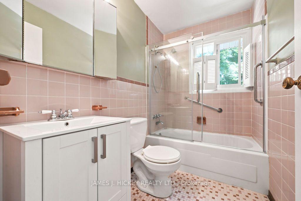 Photo 32 of 100 Glendale Avenue, Deep River, Deep River — HOMEH