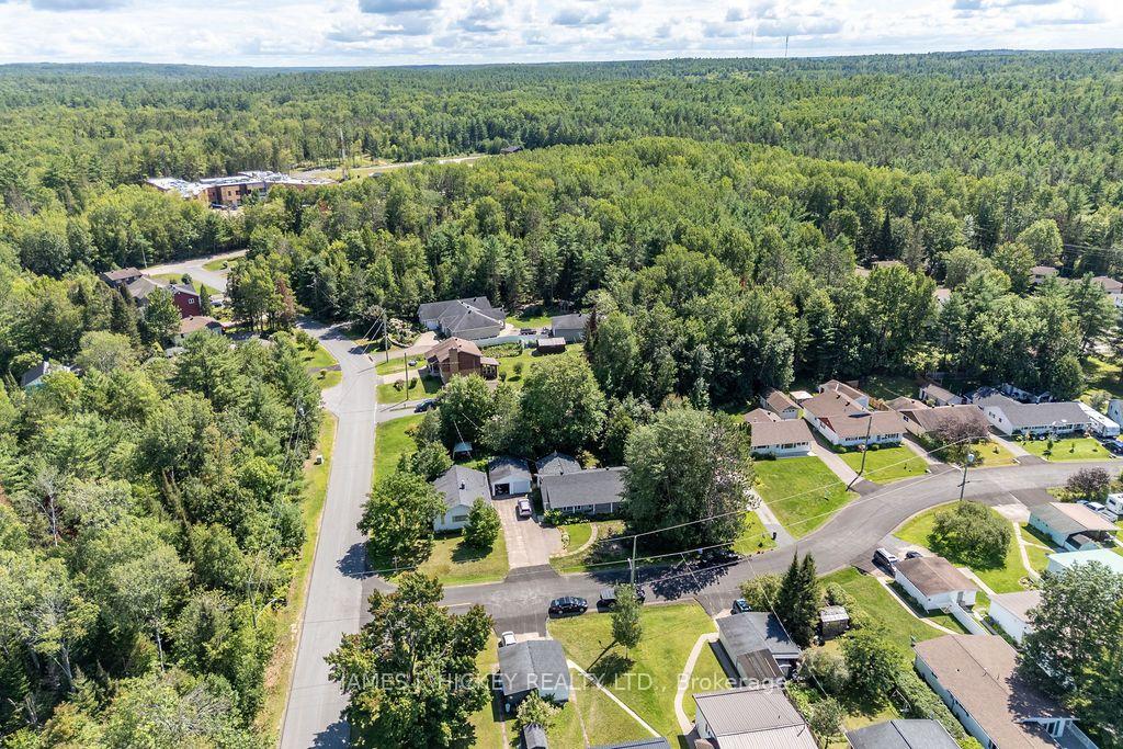 Photo 48 of 100 Glendale Avenue, Deep River, Deep River — HOMEH