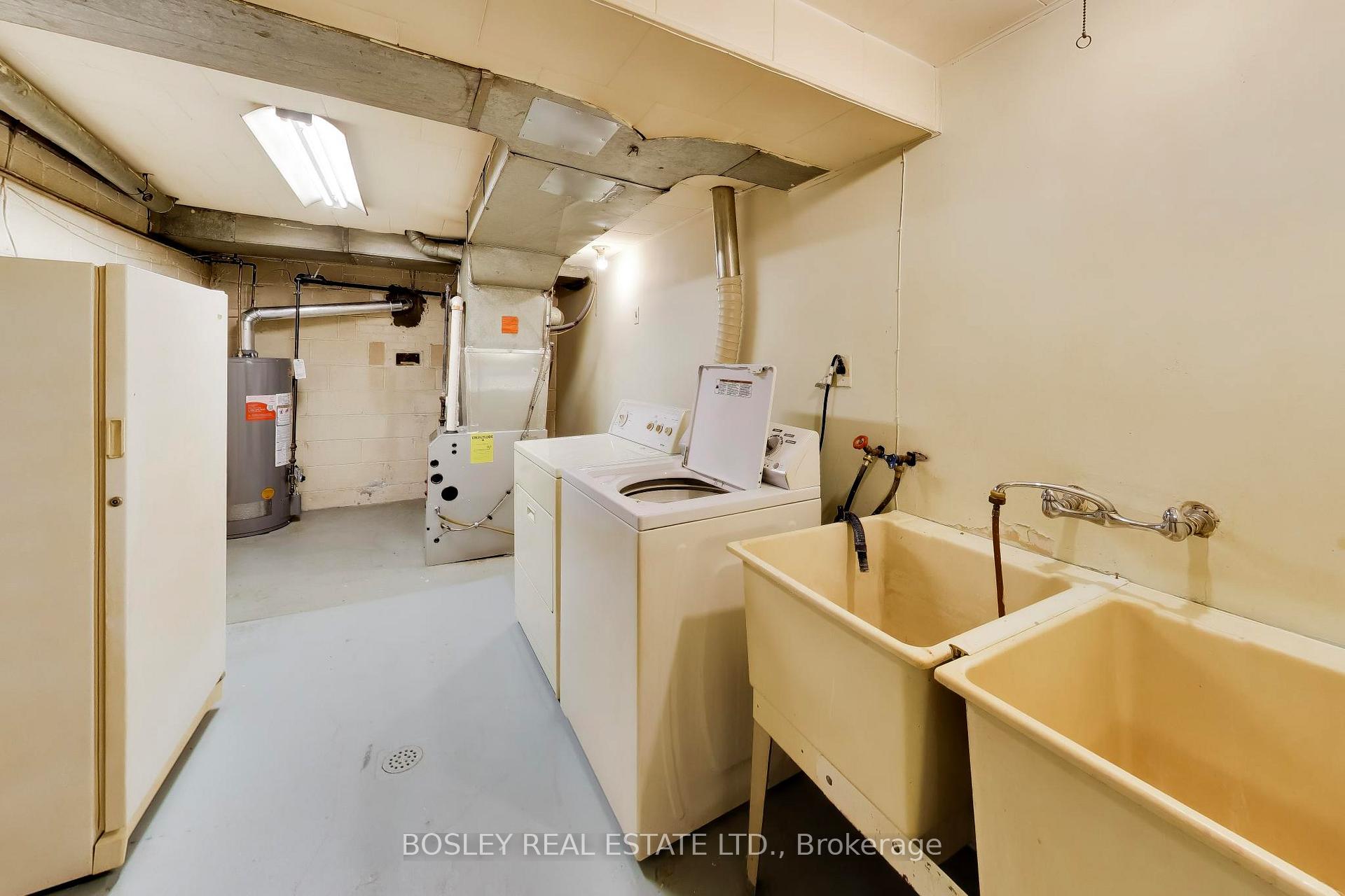 Photo 33 of 24 Tulip Drive, Scarborough, Wexford-Maryvale — HOMEH