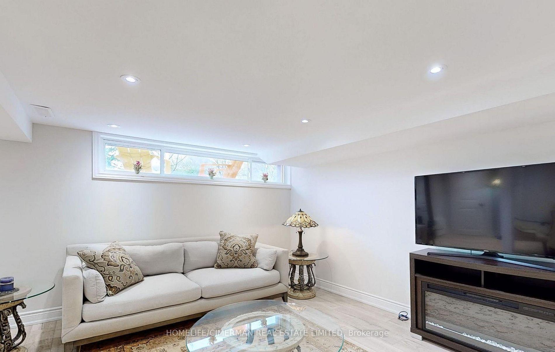 Photo 6 of Unit Bsmt, 226 Browndale Crescent, Richmond Hill, Crosby — HOMEH