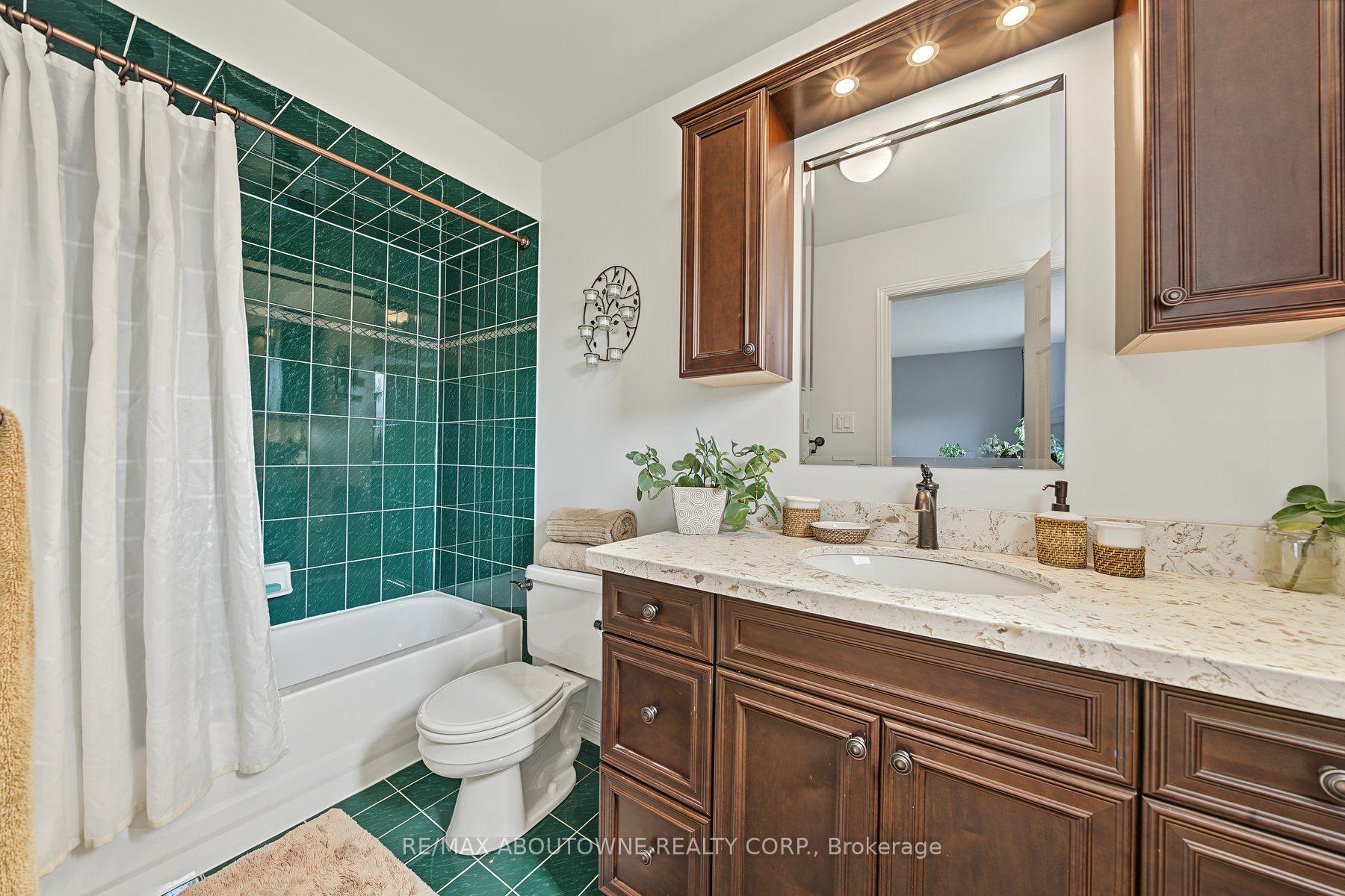 Photo 38 of 5110 Falconcrest Drive, Burlington, Uptown — HOMEH