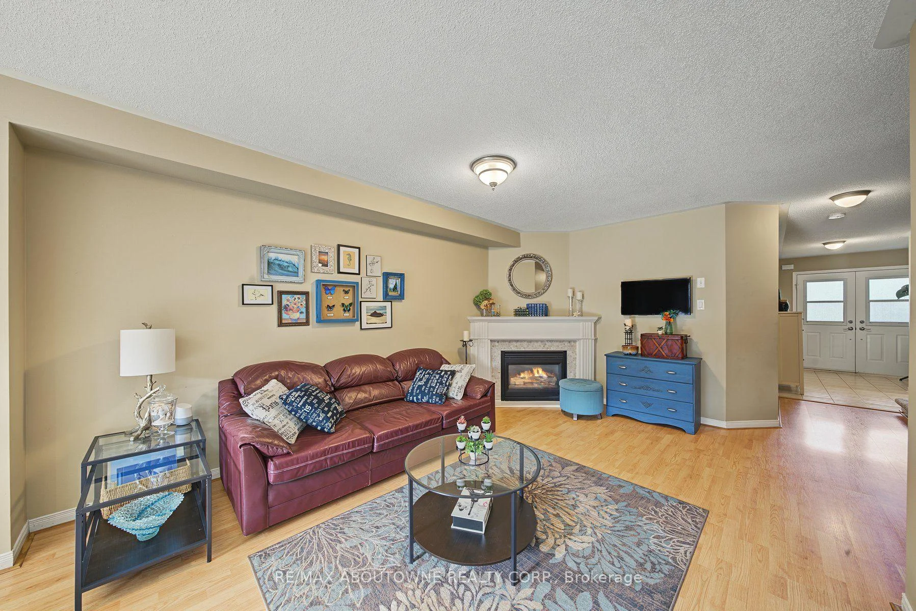 Photo 16 of 5110 Falconcrest Drive, Burlington, Uptown — HOMEH