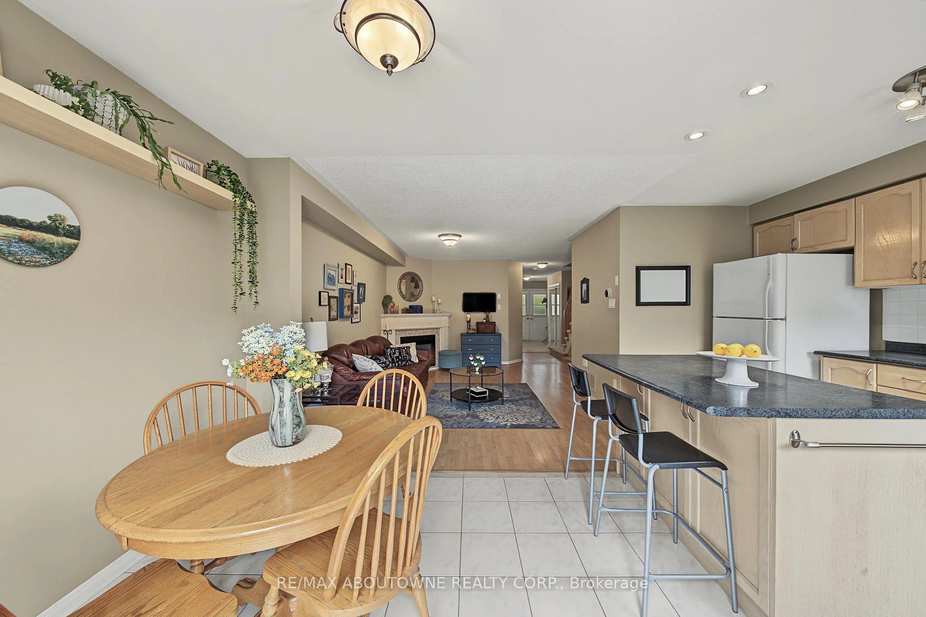 Photo 35 of 5110 Falconcrest Drive, Burlington, Uptown — HOMEH