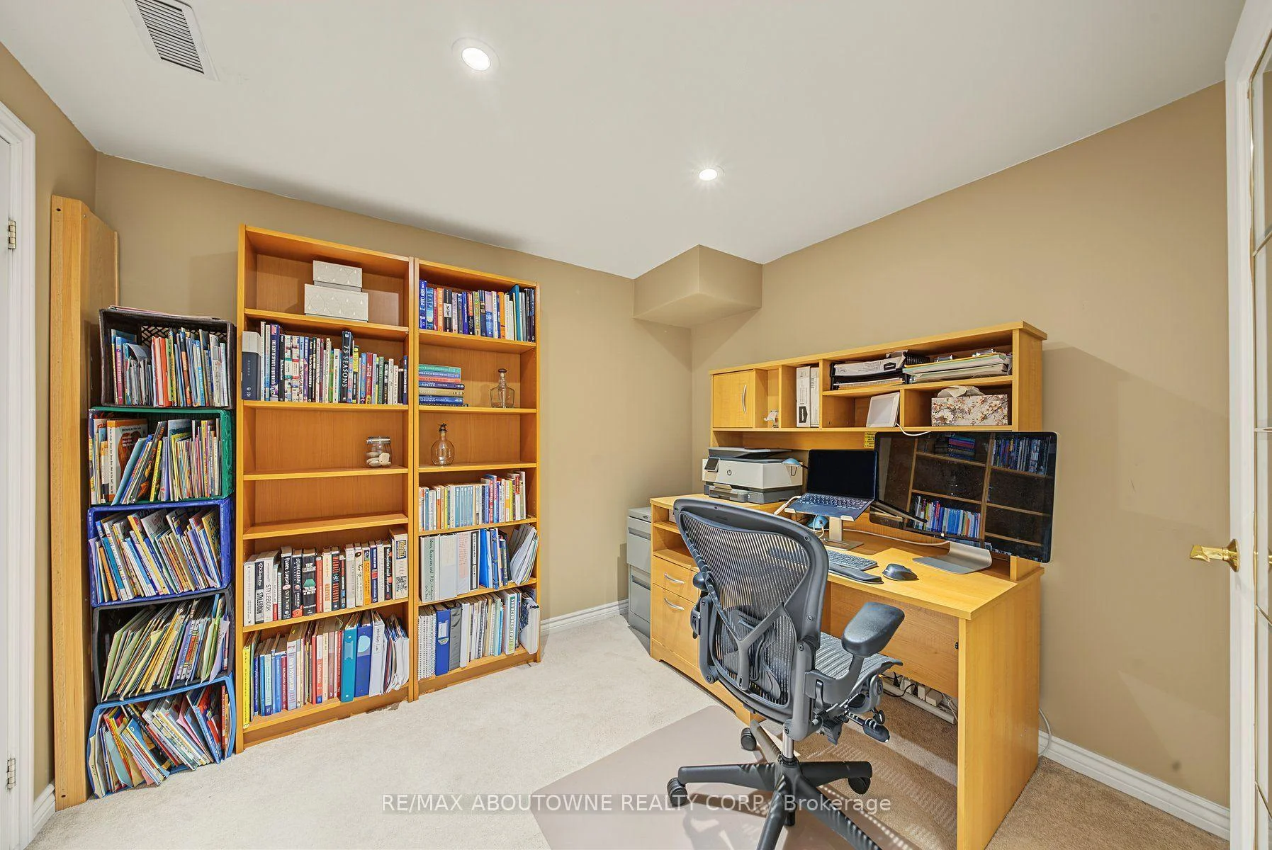 Photo 46 of 5110 Falconcrest Drive, Burlington, Uptown — HOMEH