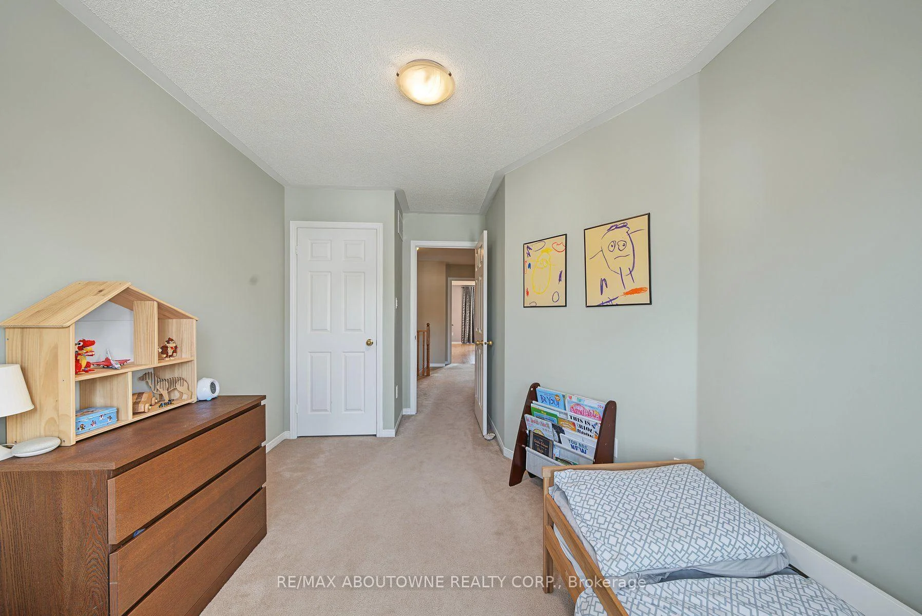 Photo 52 of 5110 Falconcrest Drive, Burlington, Uptown — HOMEH