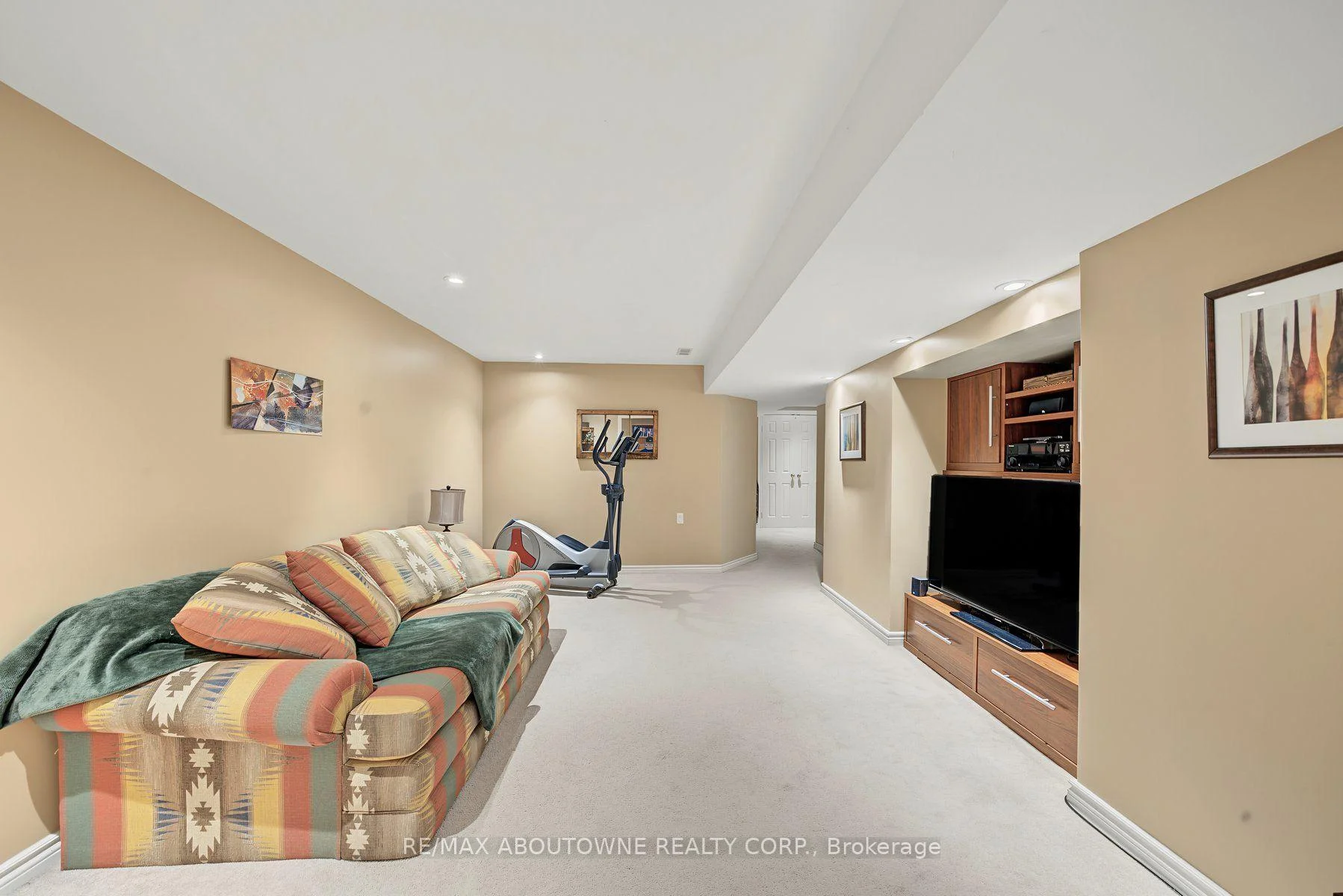 Photo 64 of 5110 Falconcrest Drive, Burlington, Uptown — HOMEH