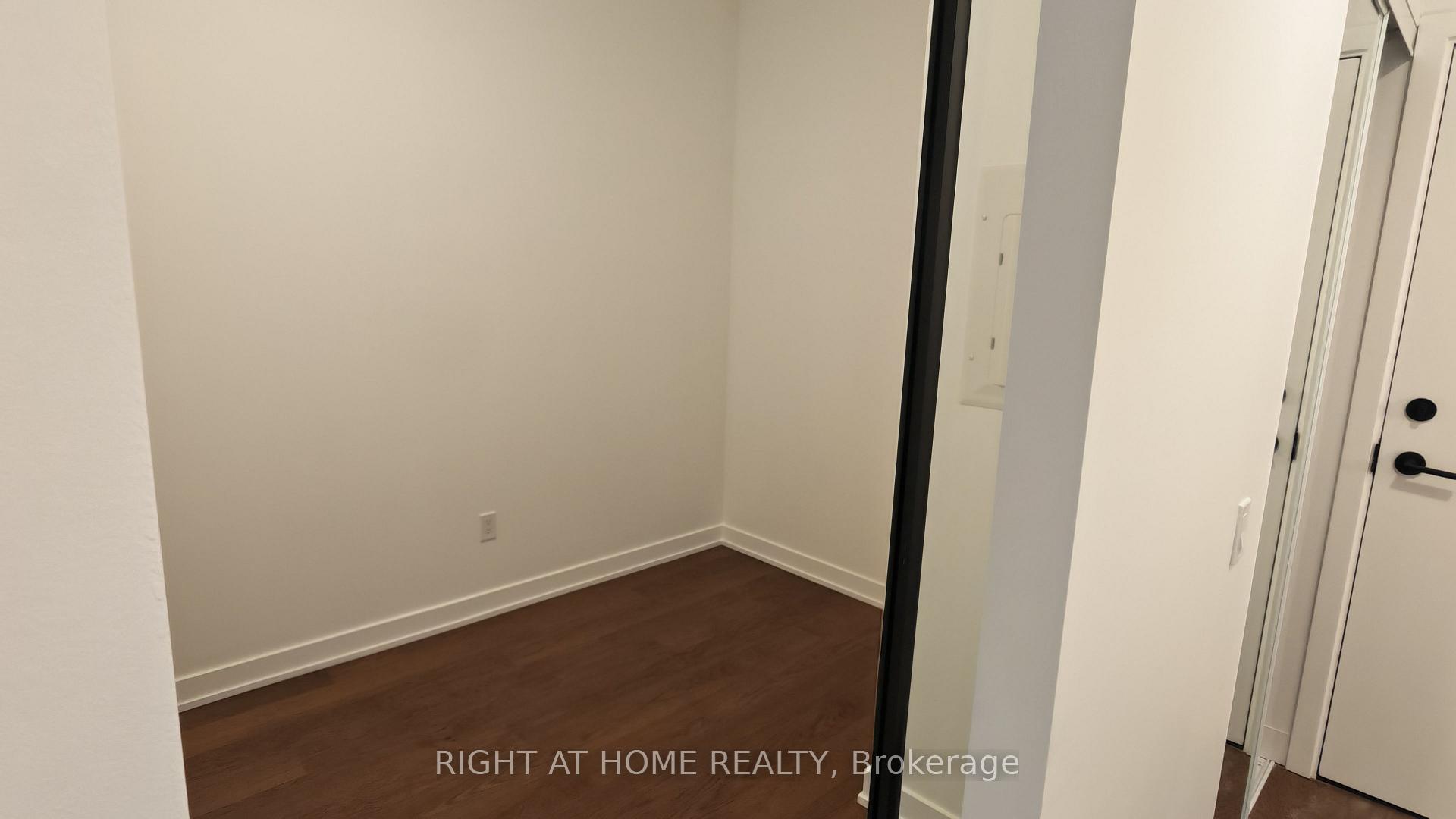 Photo 7 of Unit 202, 91 Montclair Avenue, Toronto, Forest Hill South — HOMEH