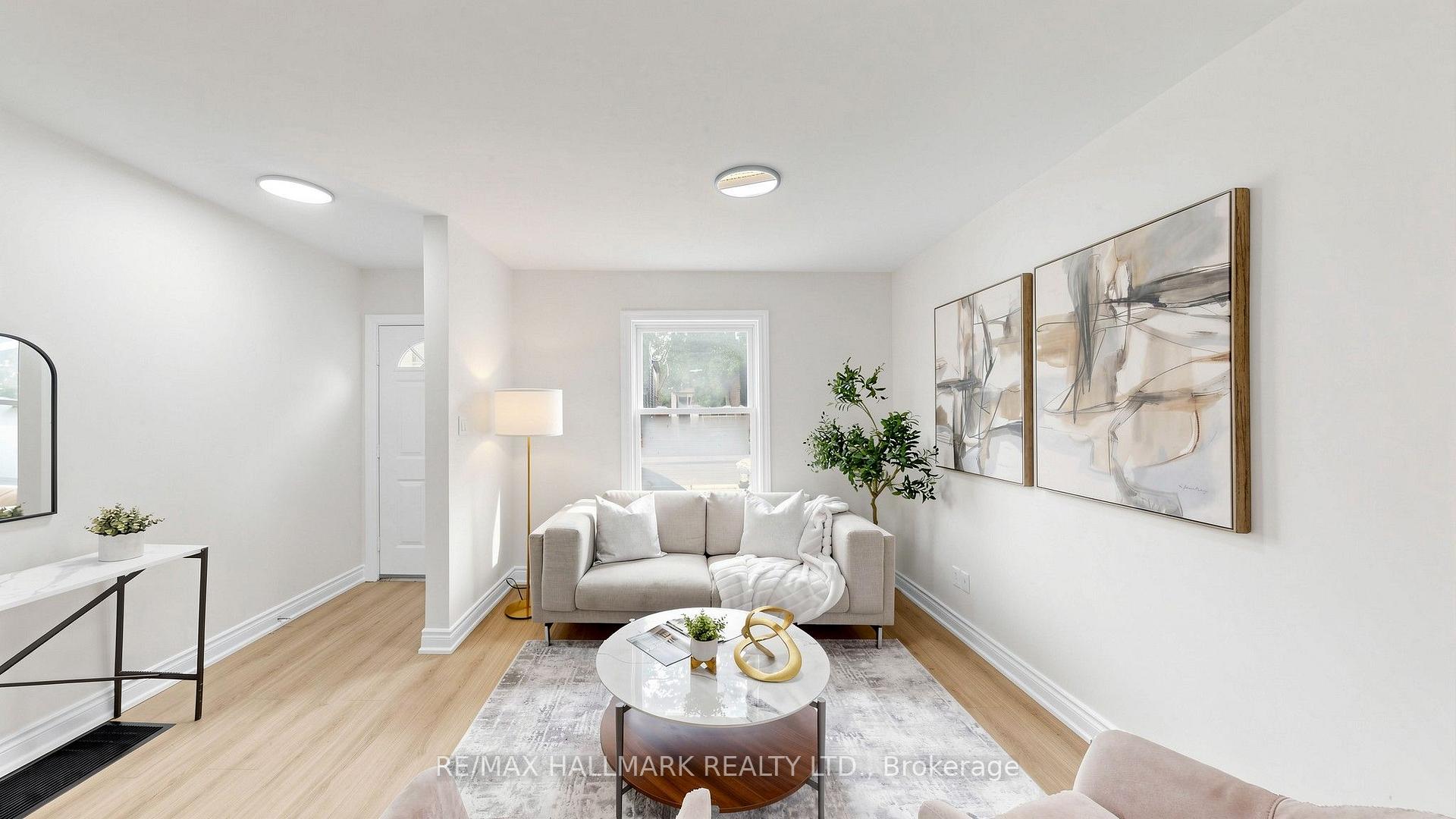 Photo 2 of 16 Queensdale Avenue, Toronto, Danforth Village-East York — HOMEH