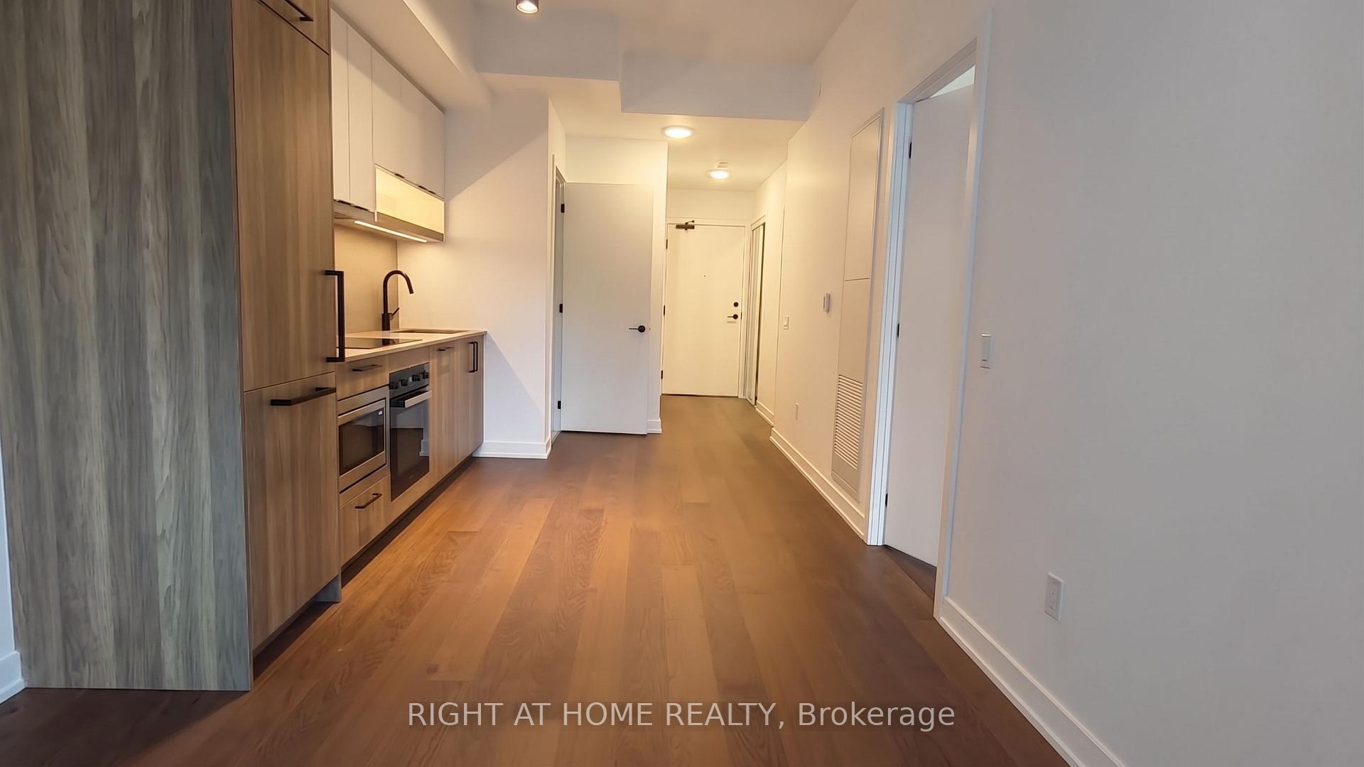 Photo 2 of Unit 203, 91 Montclair Avenue, Toronto, Forest Hill South — HOMEH