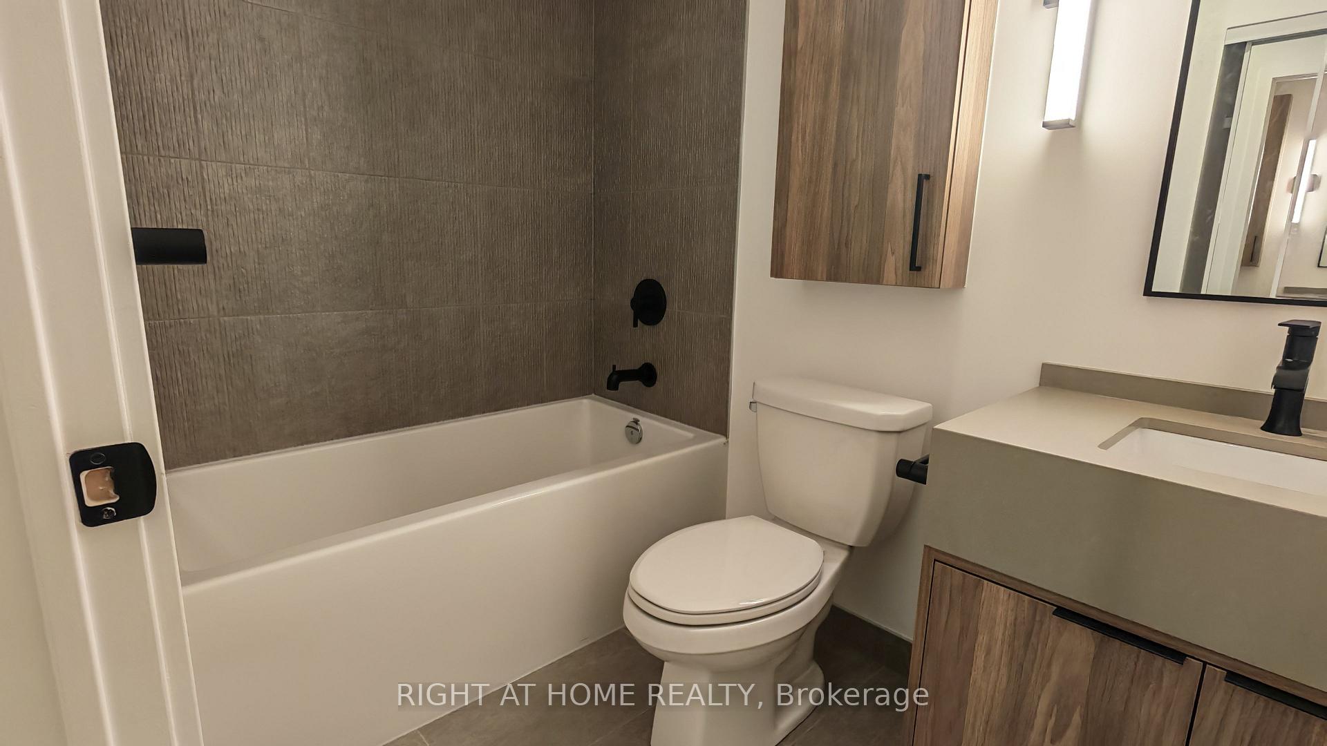 Photo 5 of Unit 203, 91 Montclair Avenue, Toronto, Forest Hill South — HOMEH