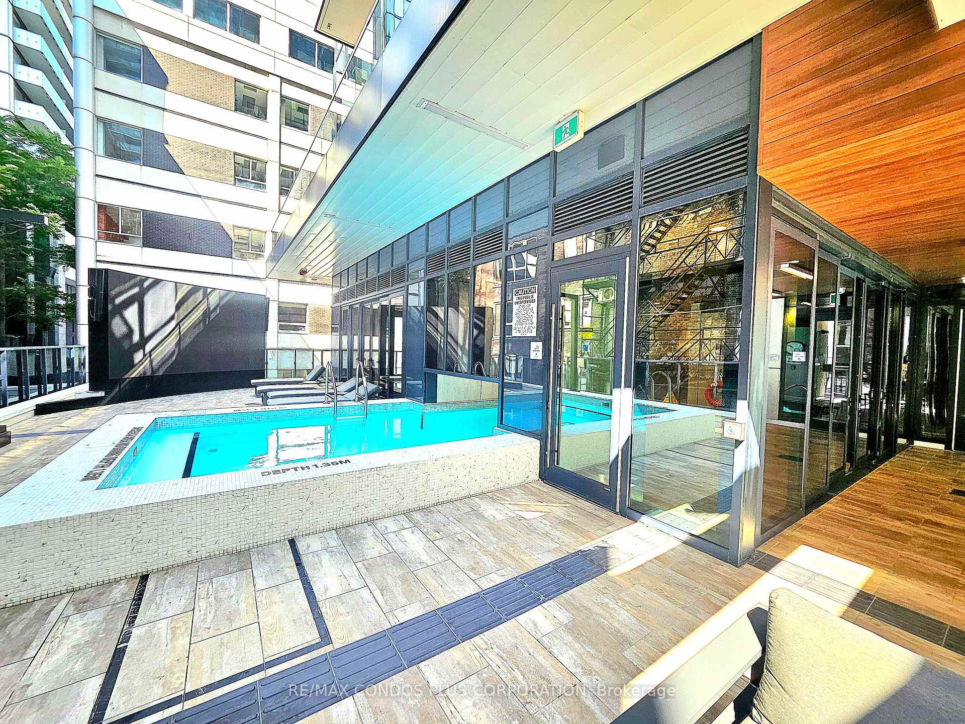 Photo 9 of Unit 810, 38 Widmer Street, Toronto, Waterfront Communities — HOMEH