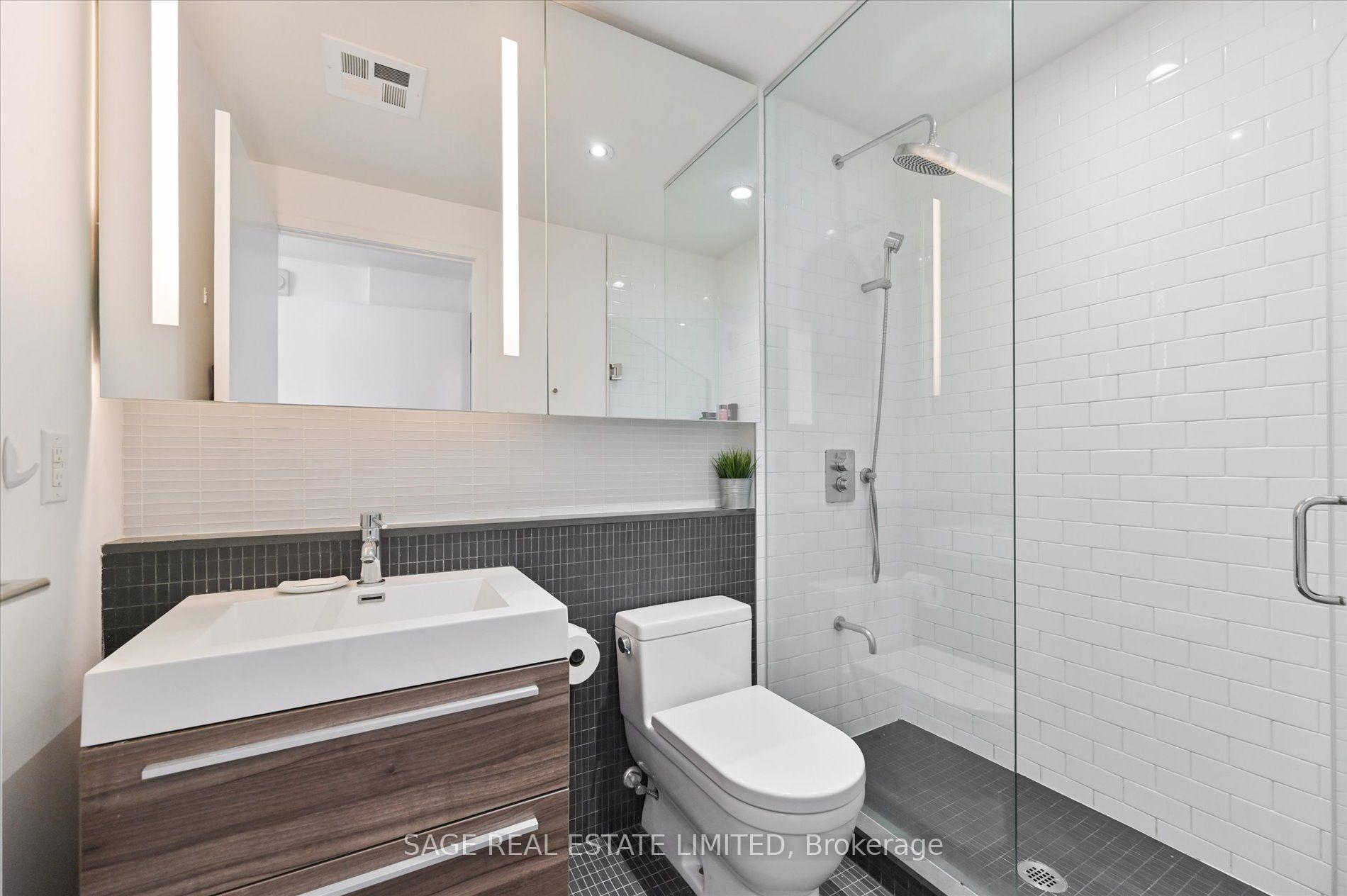 Photo 17 of Unit 706, 8 Dovercourt Road, Toronto, Little Portugal — HOMEH