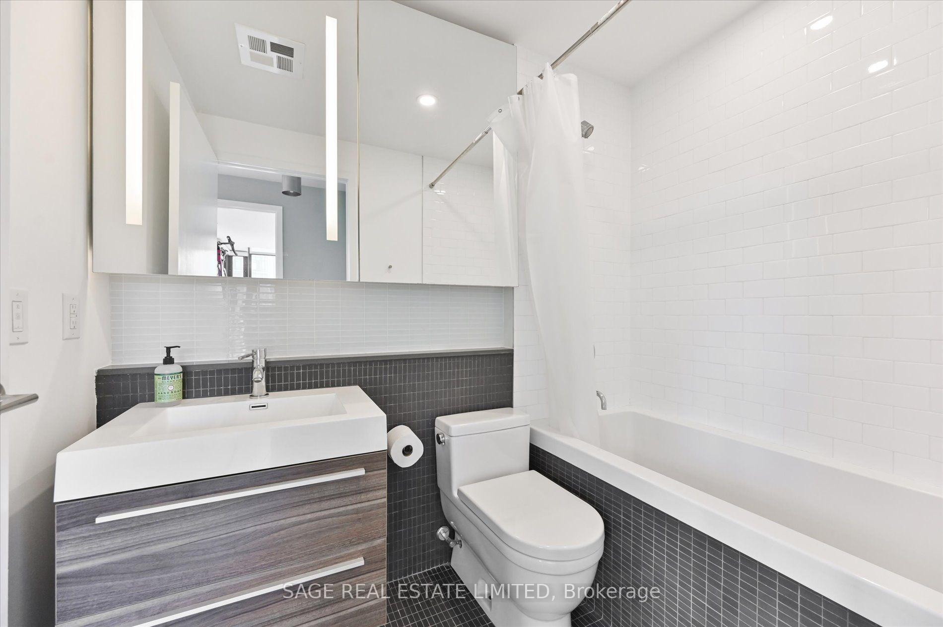 Photo 19 of Unit 706, 8 Dovercourt Road, Toronto, Little Portugal — HOMEH