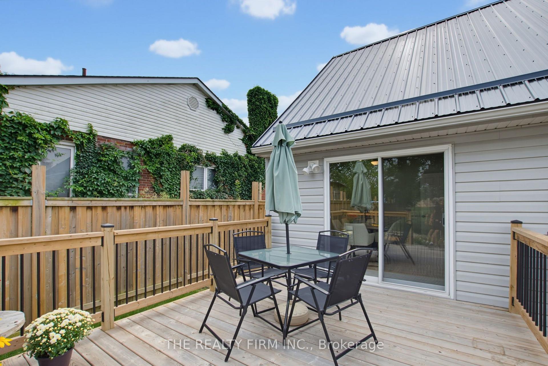 Photo 31 of 190 Vancouver Street, London, East H — HOMEH