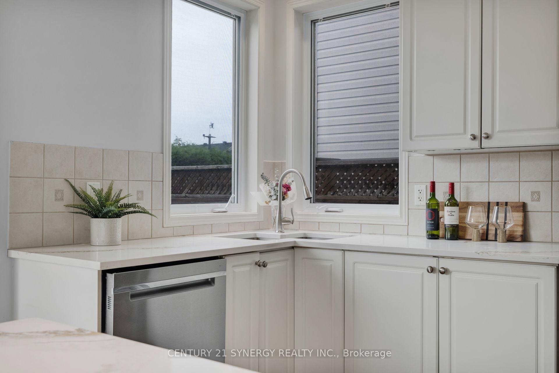 Photo 20 of 413 Muirland Avenue, Ottawa, Avalon East — HOMEH