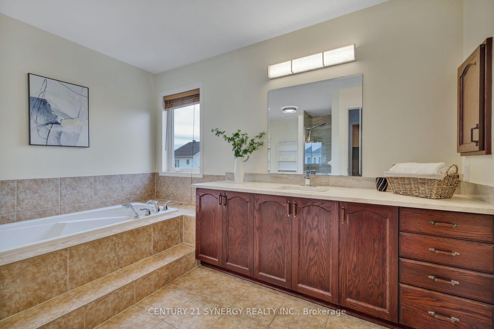 Photo 32 of 413 Muirland Avenue, Ottawa, Avalon East — HOMEH