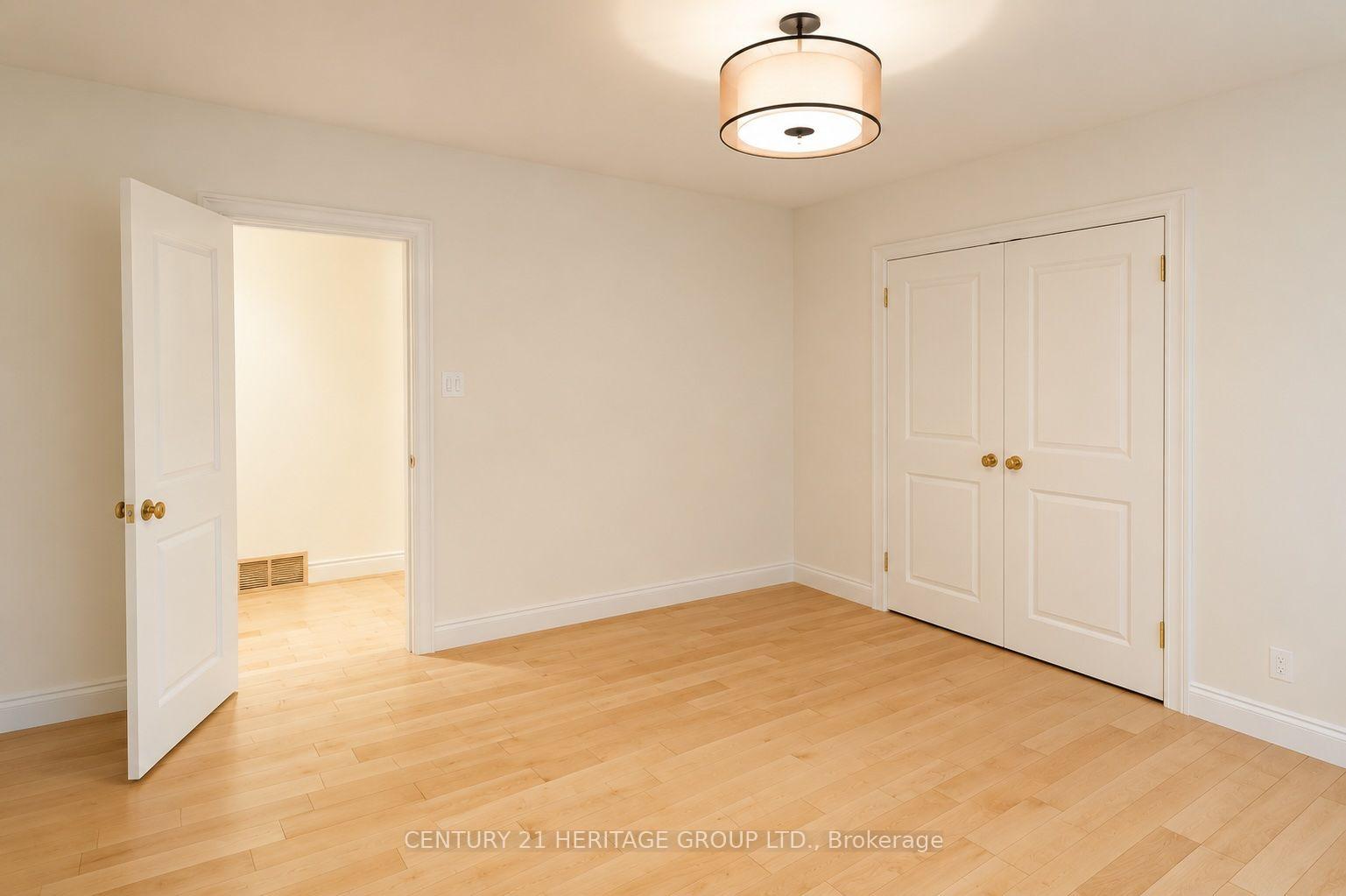 Photo 52 of Unit Main, 17 Hi Mount Drive, North York, Bayview Village — HOMEH