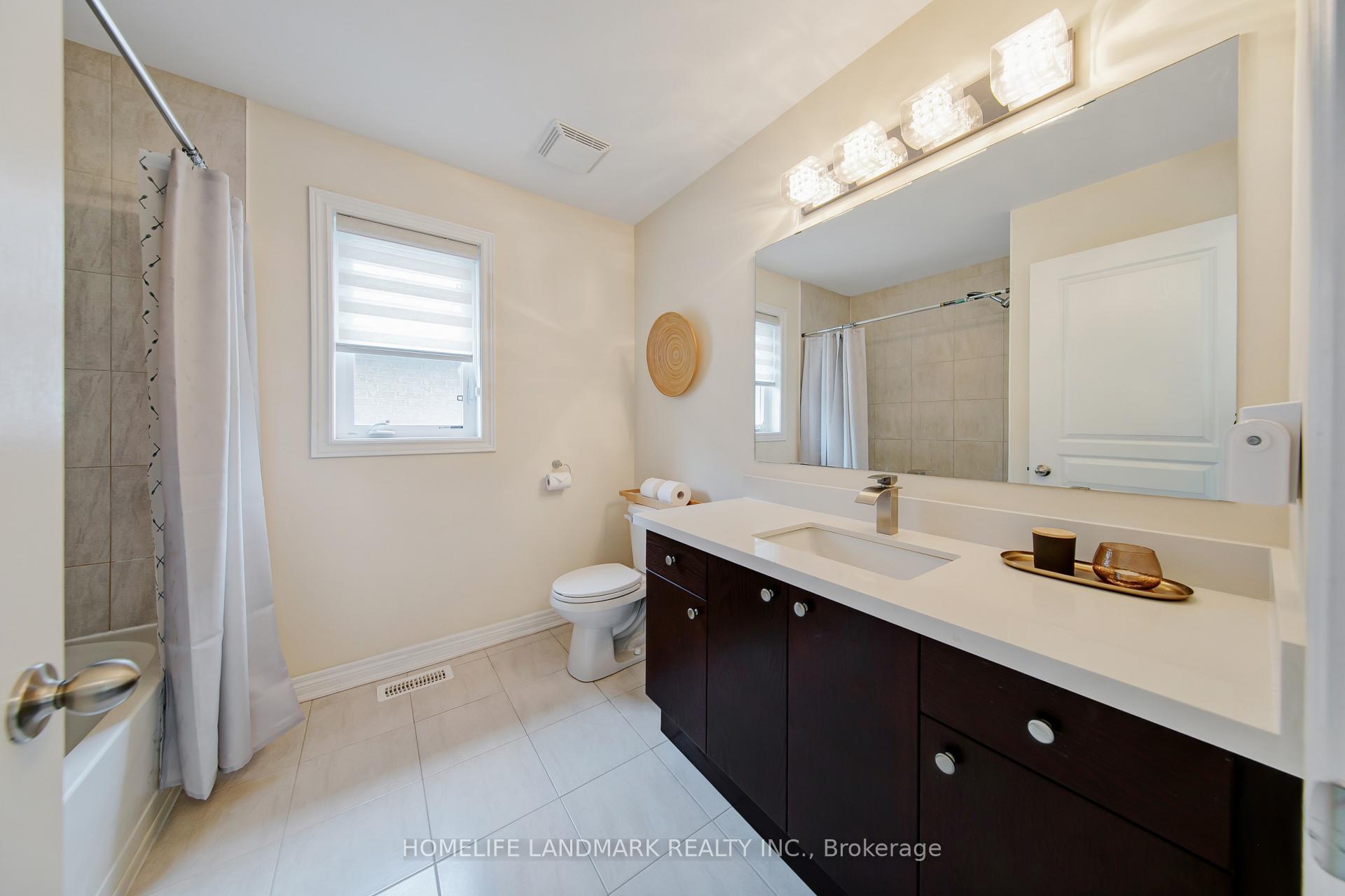 Photo 22 of 68 Grandell Drive, Hamilton, Meadowlands — HOMEH