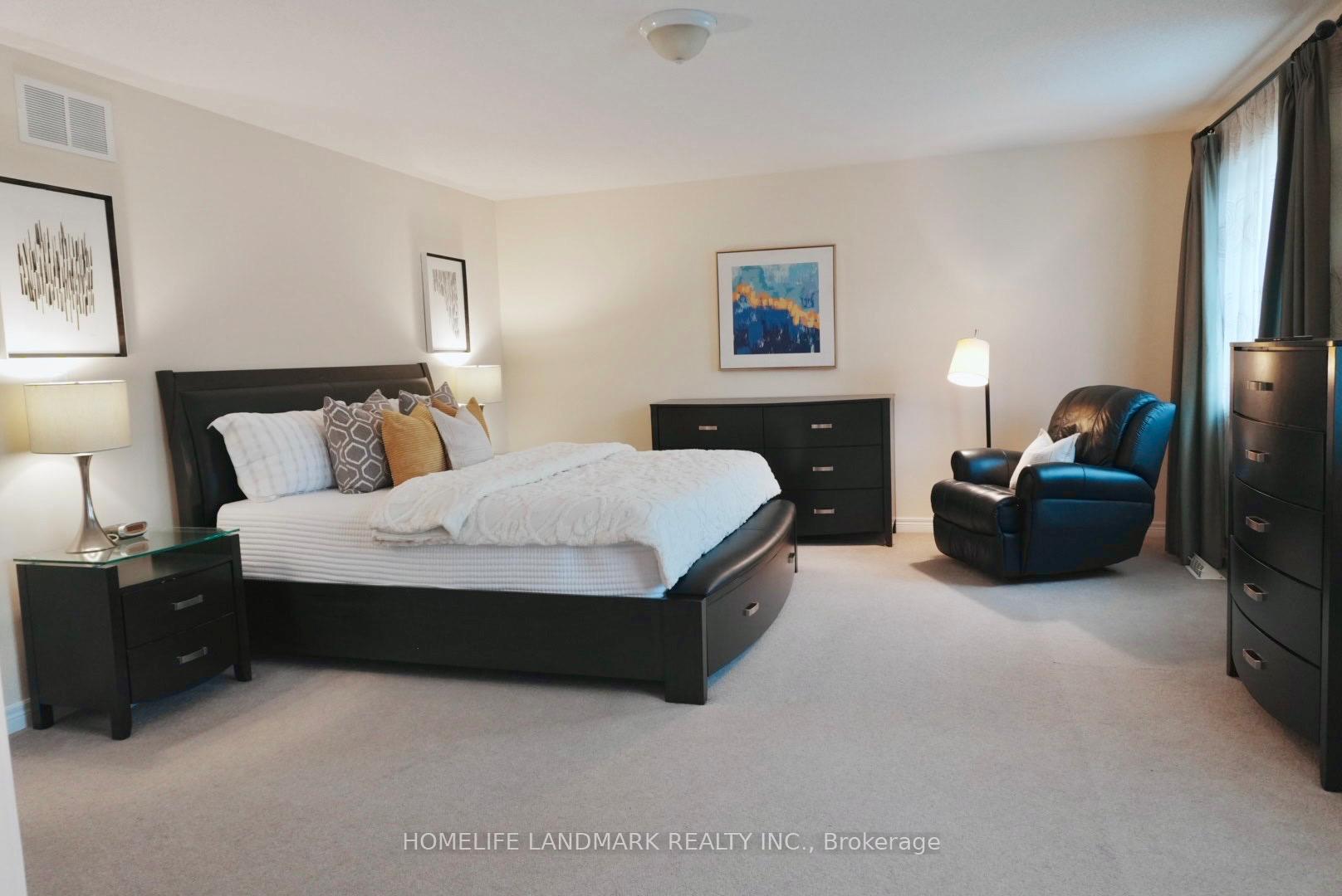 Photo 23 of 68 Grandell Drive, Hamilton, Meadowlands — HOMEH