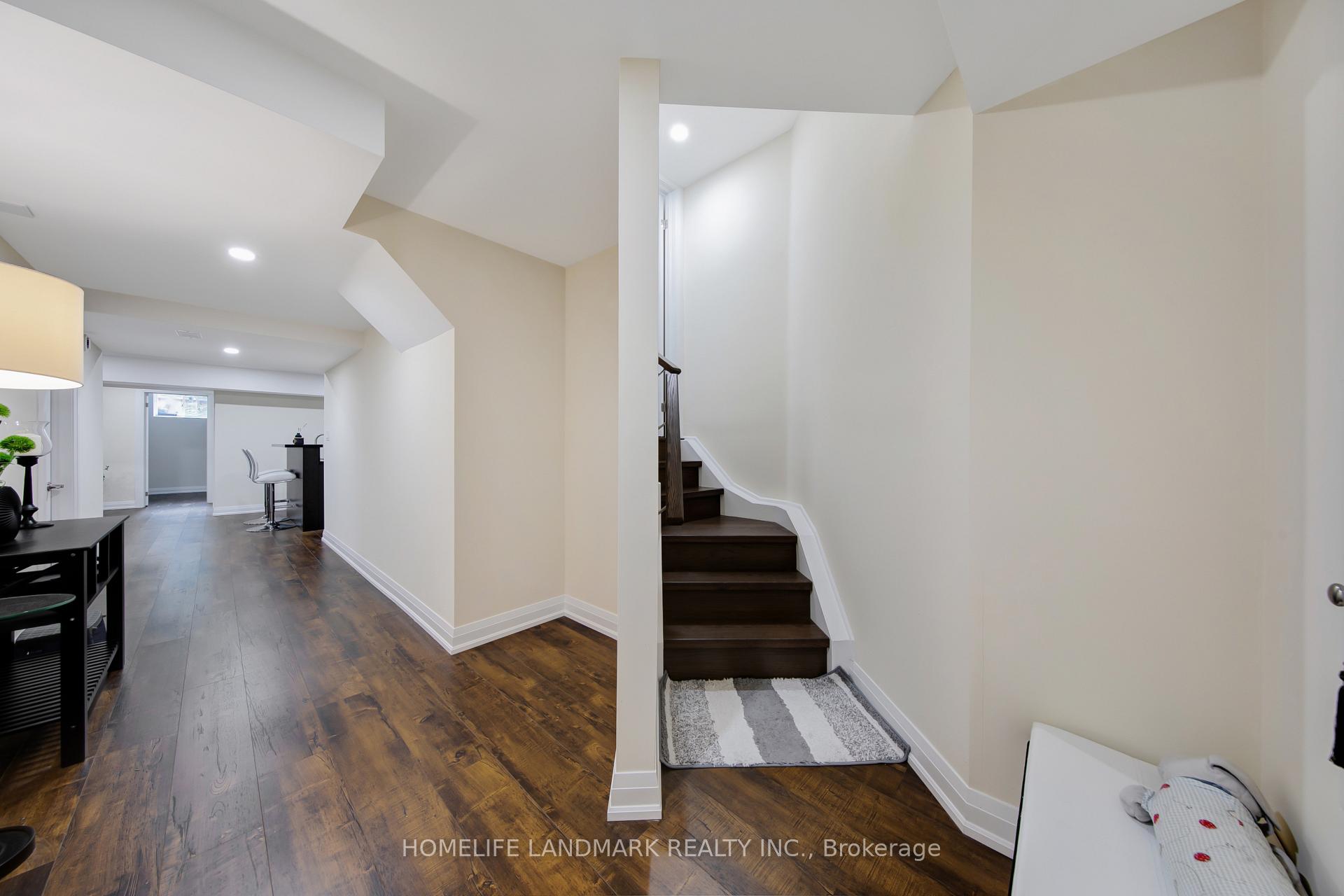 Photo 39 of 68 Grandell Drive, Hamilton, Meadowlands — HOMEH
