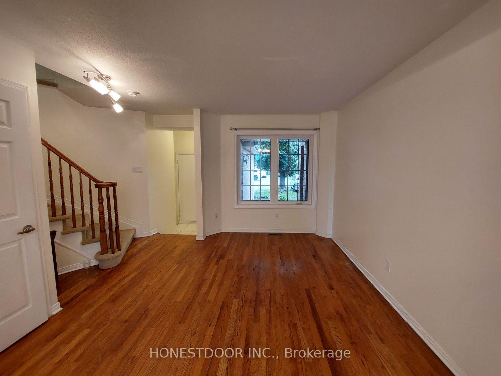 Photo 6 of 49 Mullcraft Crescent, Ottawa, Barrhaven - Longfields — HOMEH
