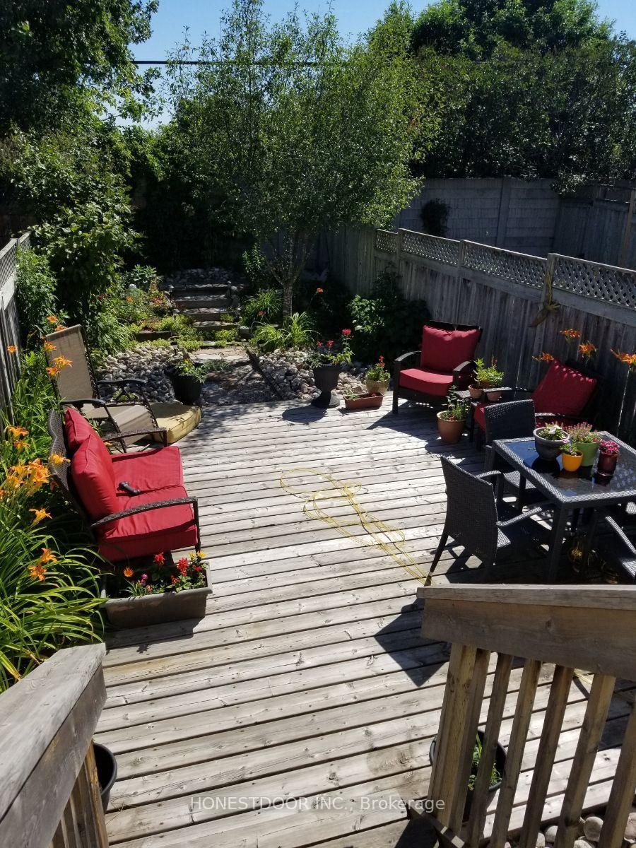 Photo 11 of 49 Mullcraft Crescent, Ottawa, Barrhaven - Longfields — HOMEH