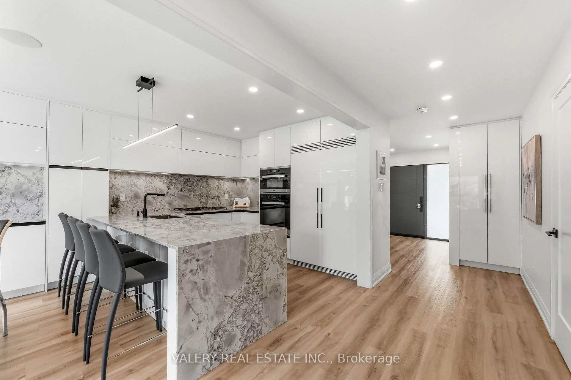 Photo 9 of 9 Vanguard Road, Vaughan, Patterson — HOMEH