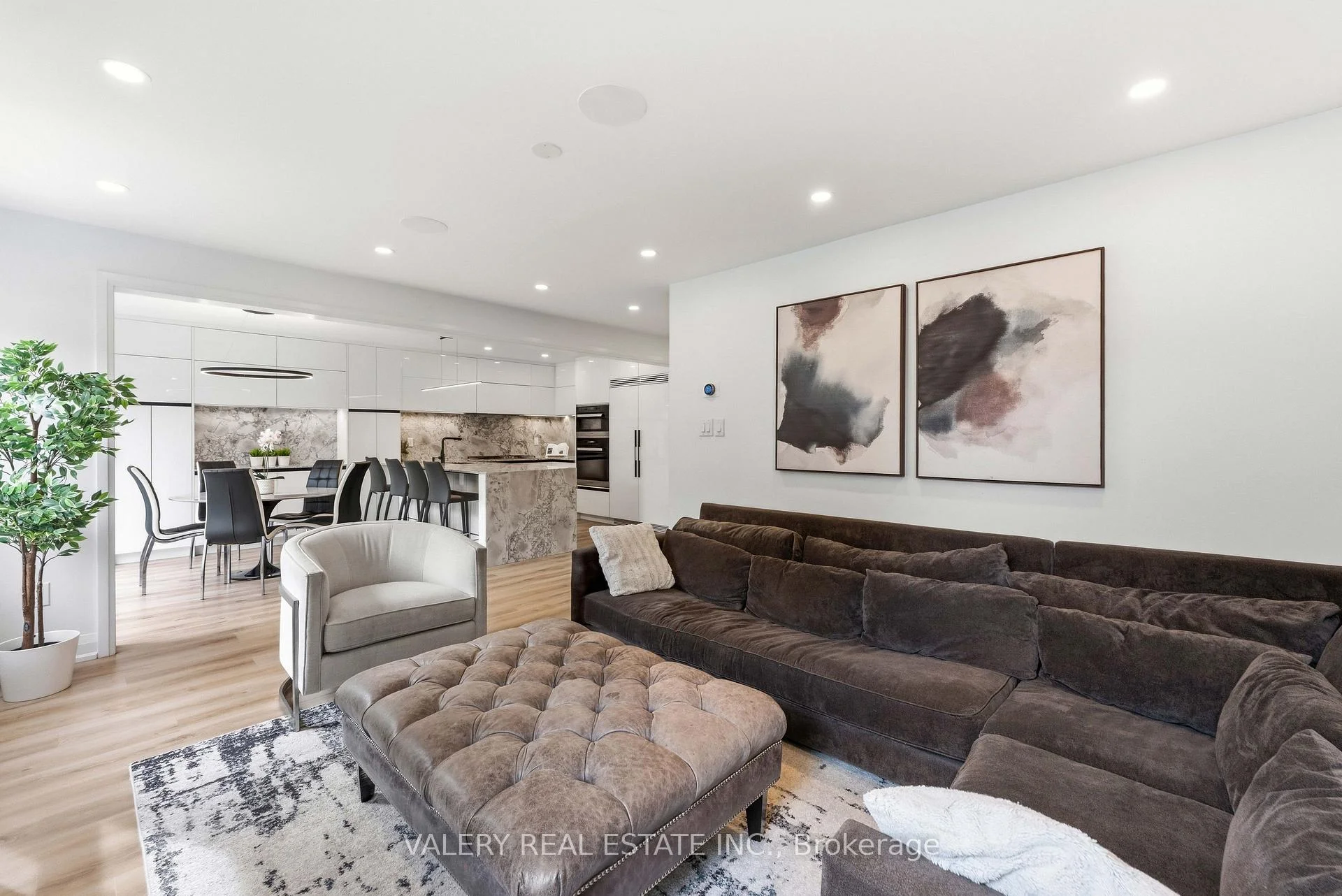Photo 14 of 9 Vanguard Road, Vaughan, Patterson — HOMEH